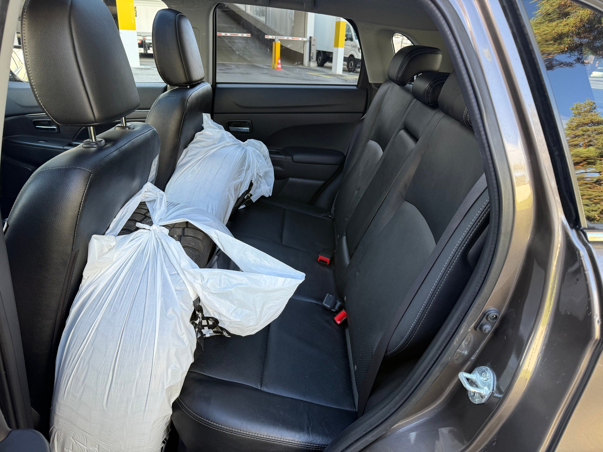 MITSUBISHI ASX 2.2 DID Navigator 4WD Automatic-image-10