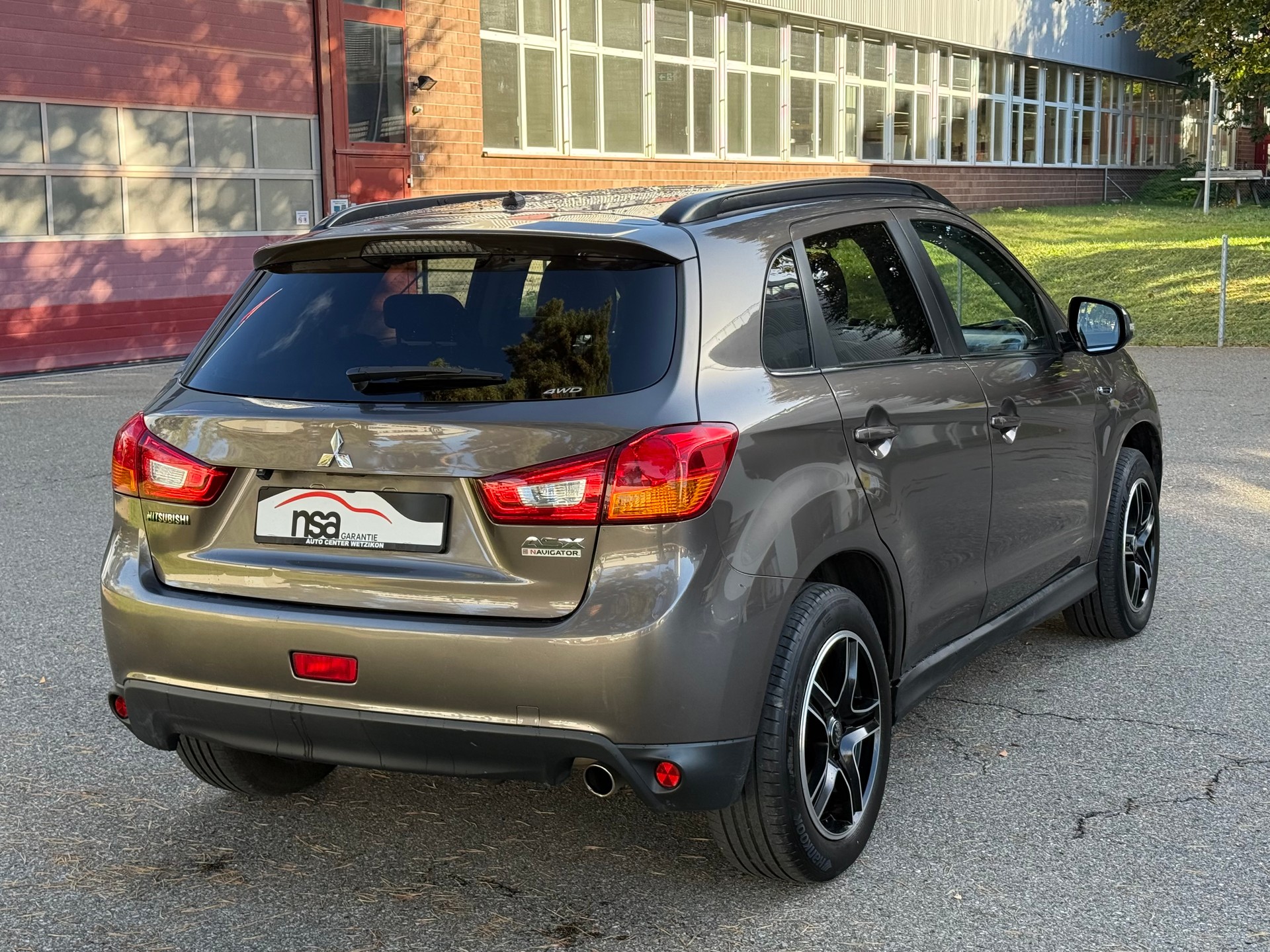 MITSUBISHI ASX 2.2 DID Navigator 4WD Automatic-image-3