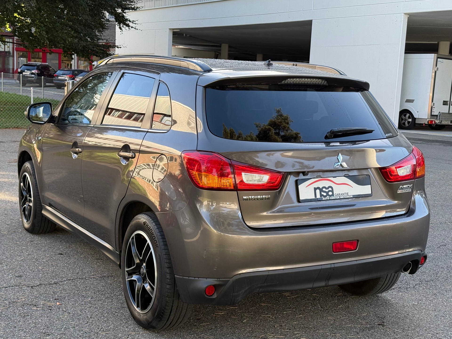 MITSUBISHI ASX 2.2 DID Navigator 4WD Automatic-image-4