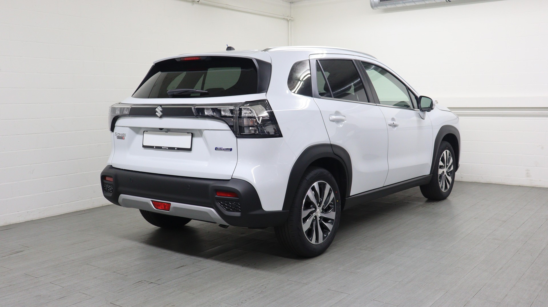 SUZUKI S-Cross 1.4 T Compact Top Hybrid 4x4-image-6