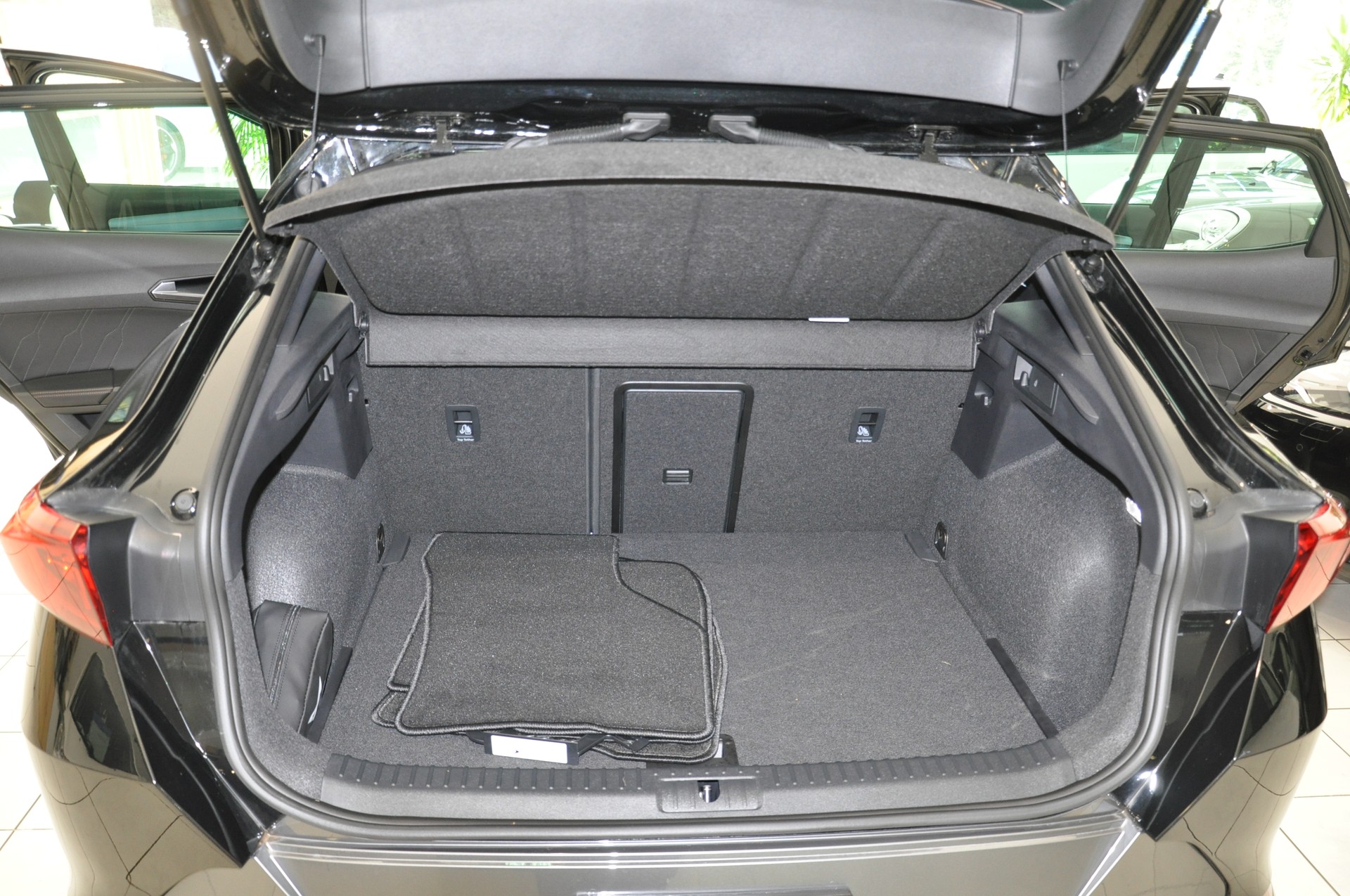 CUPRA Formentor 2.0TSI VZ 4Drive DSG-image-13