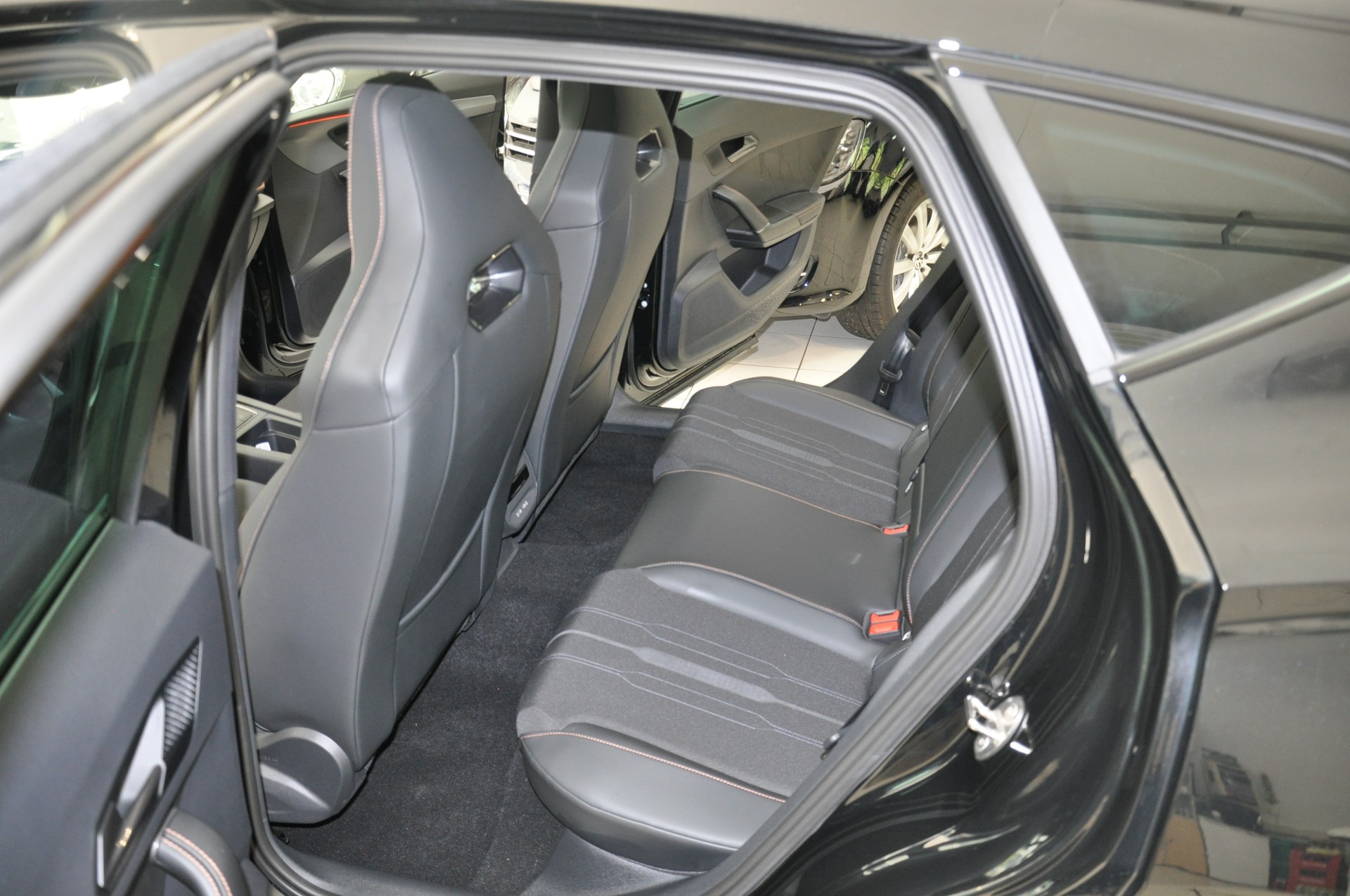 CUPRA Formentor 2.0TSI VZ 4Drive DSG-image-12