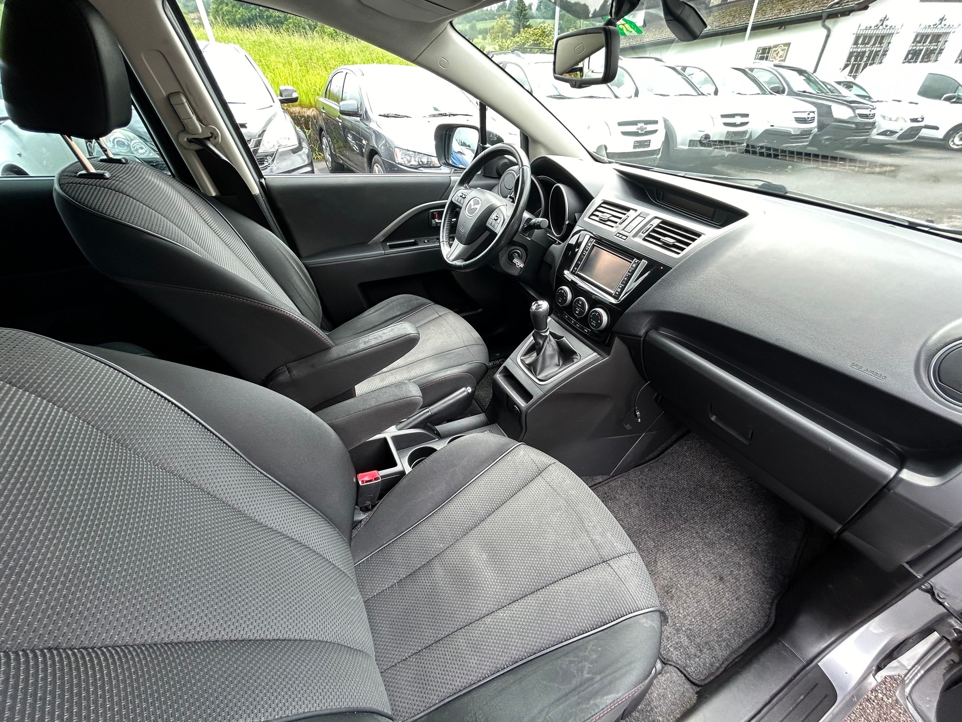 MAZDA 5 1.6 16V CD Confort-image-7