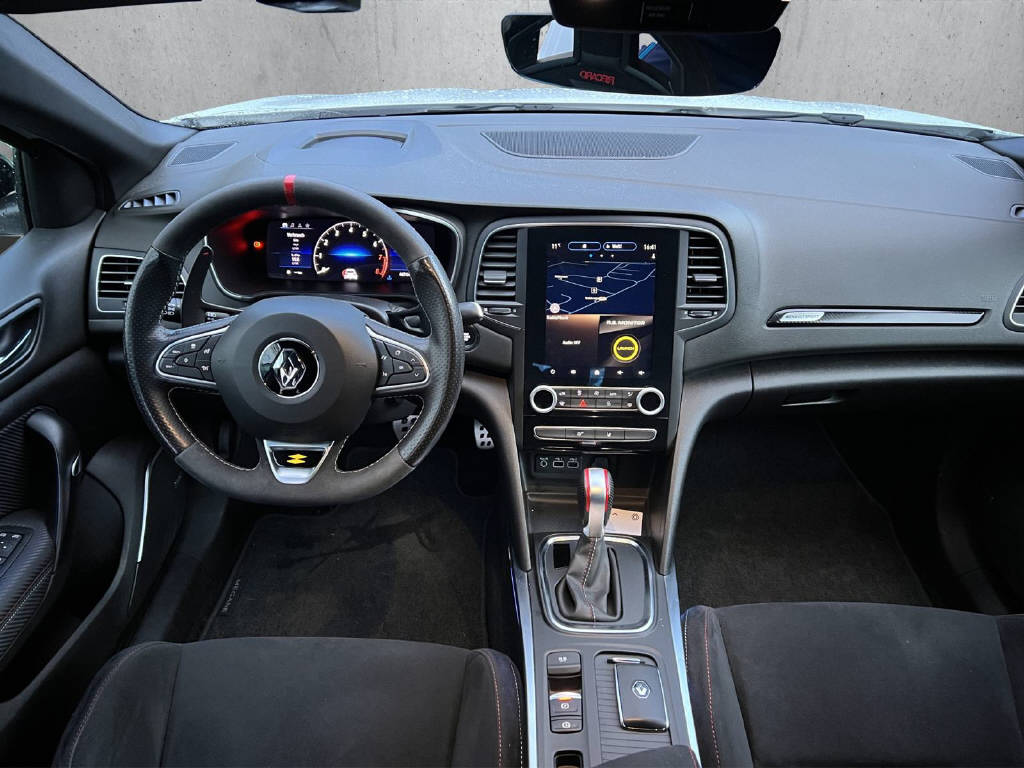 RENAULT Mégane Sport 1.8 T Trophy EDC-image-5