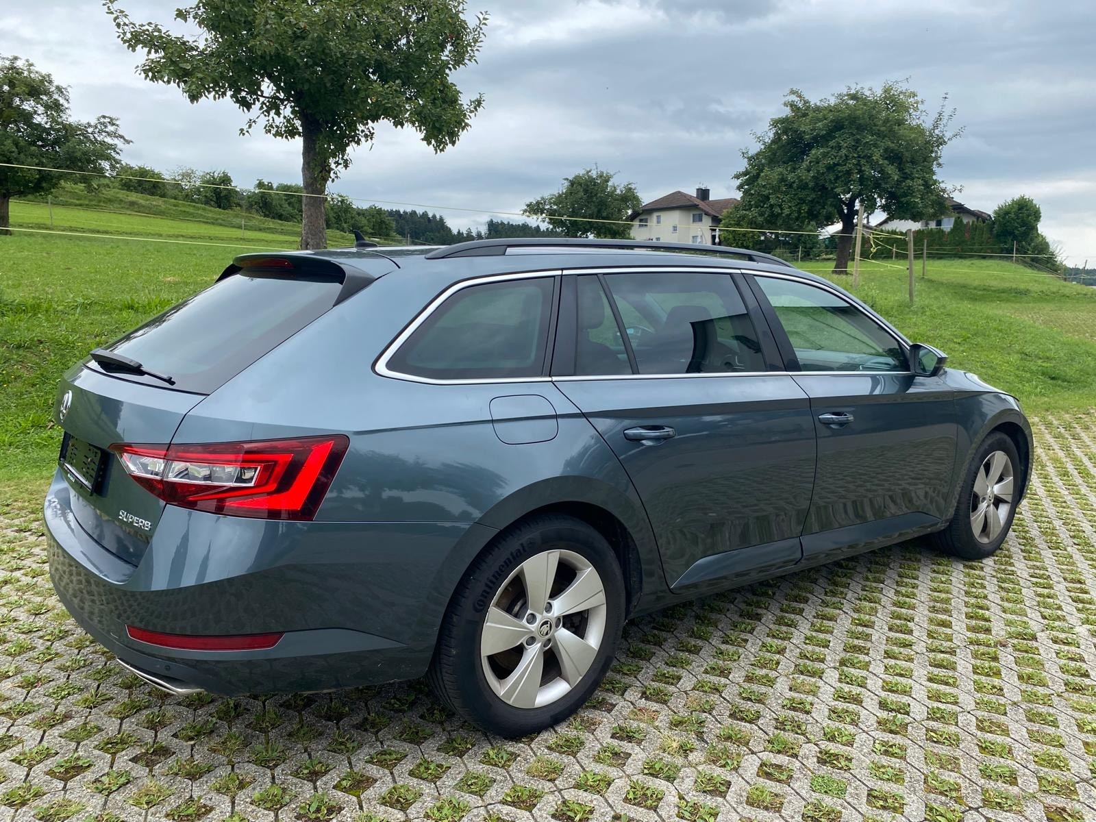 SKODA Superb Combi 2.0 TSI Style DSG 4x4-image-5