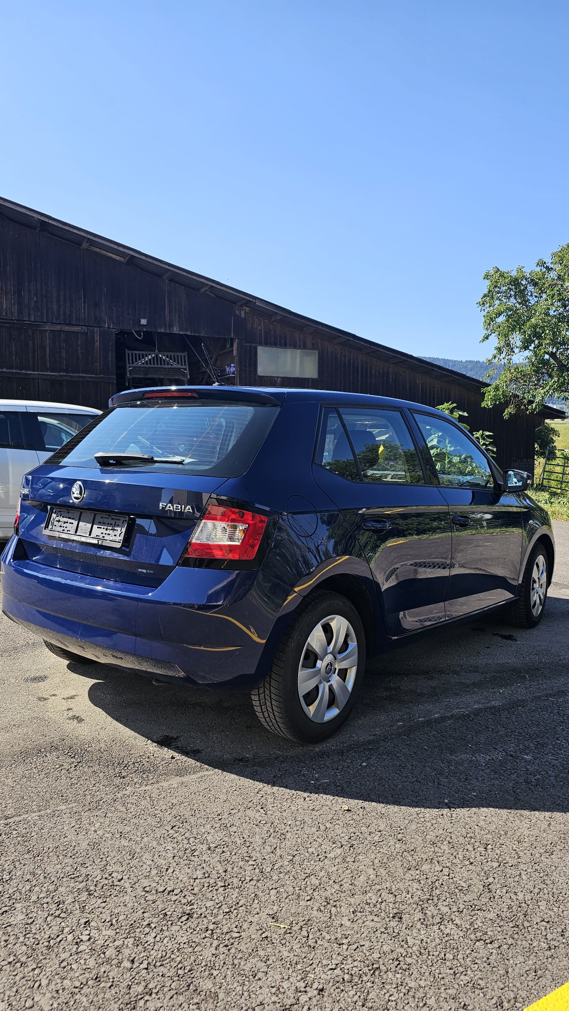 SKODA Fabia 1.2 TSI Ambition-image-4