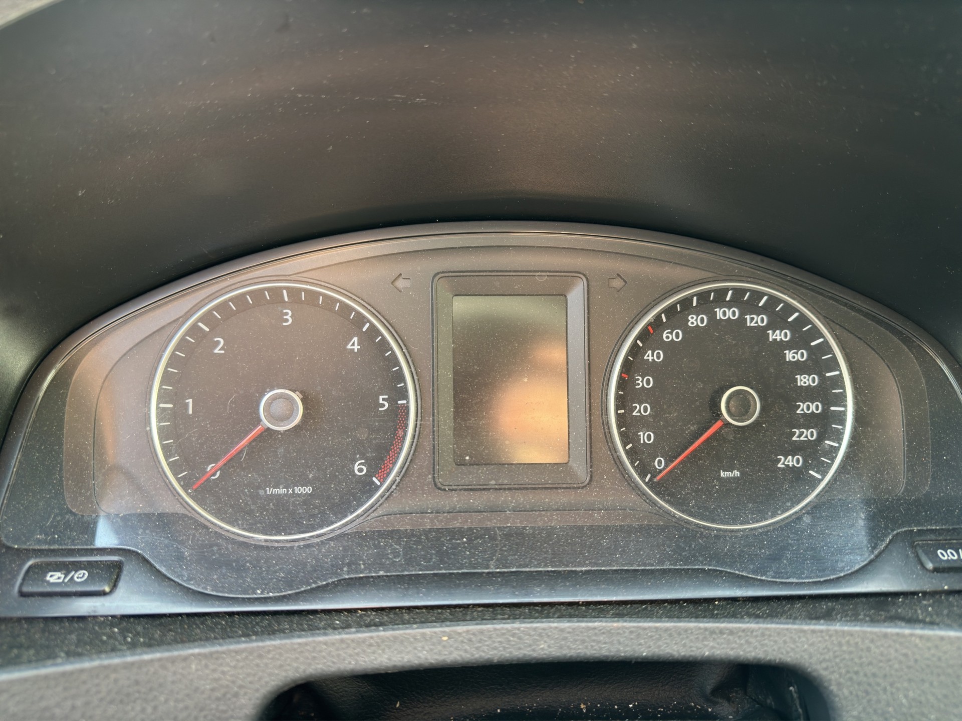 VW T5 2.0 TDI-image-5