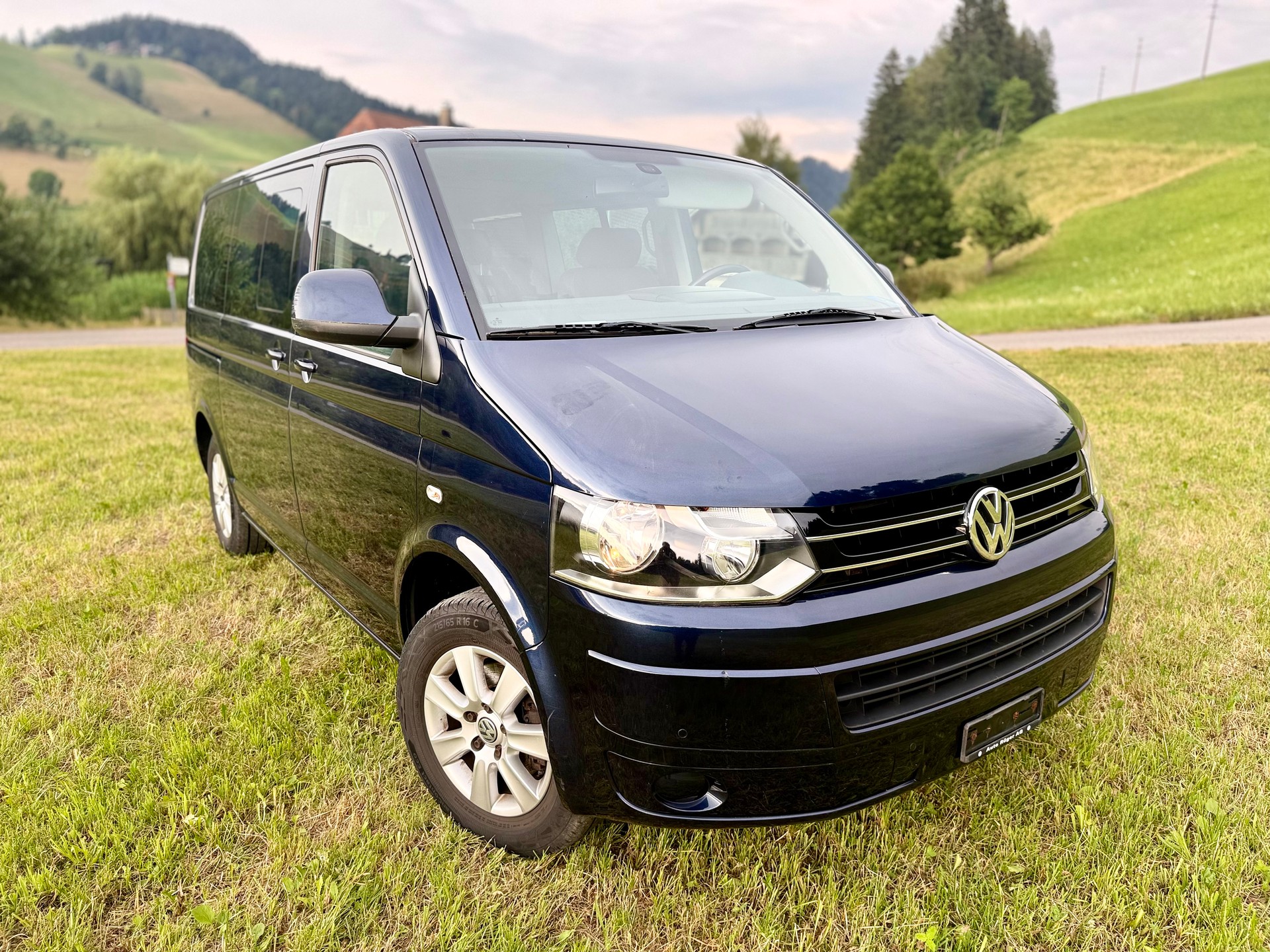 VW T5 Multivan 2.0 TDI CR Comfortline-image-0