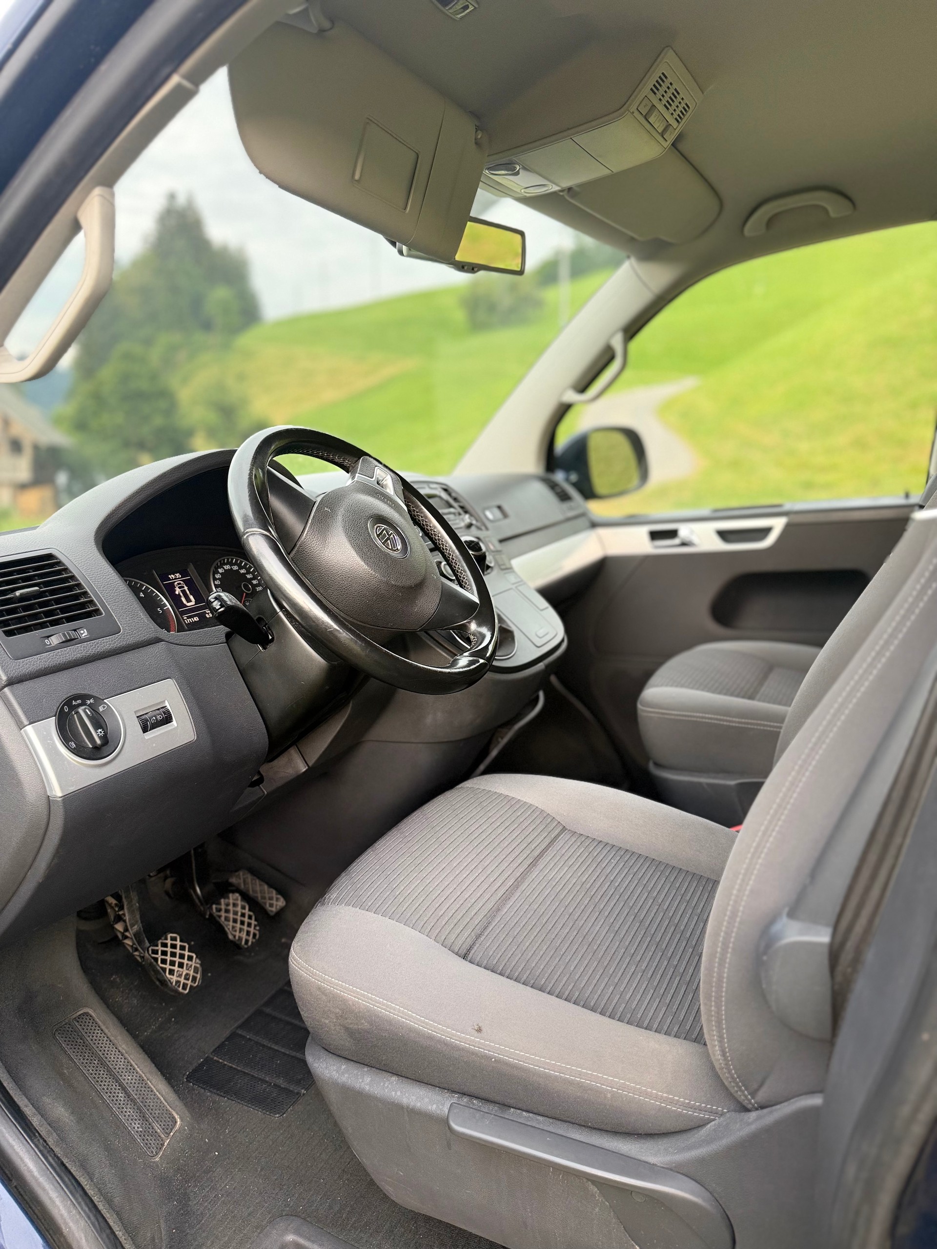 VW T5 Multivan 2.0 TDI CR Comfortline-image-5