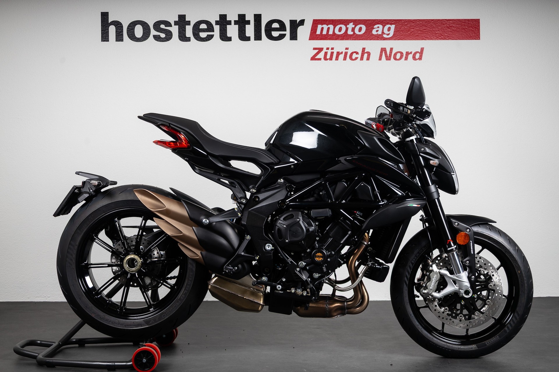 MV AGUSTA Dragster R-showroom-element-1