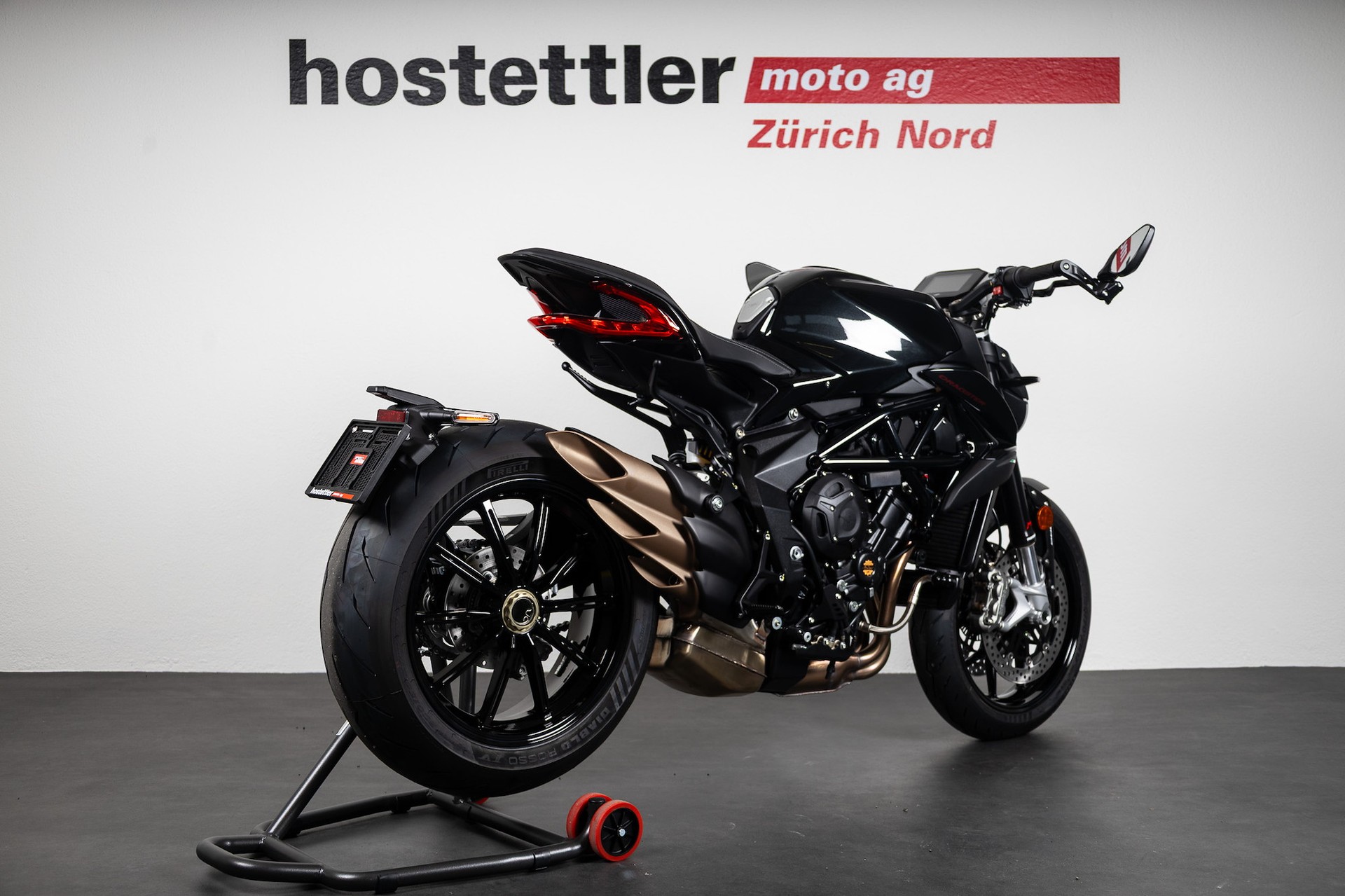 MV AGUSTA Dragster R-showroom-element-2