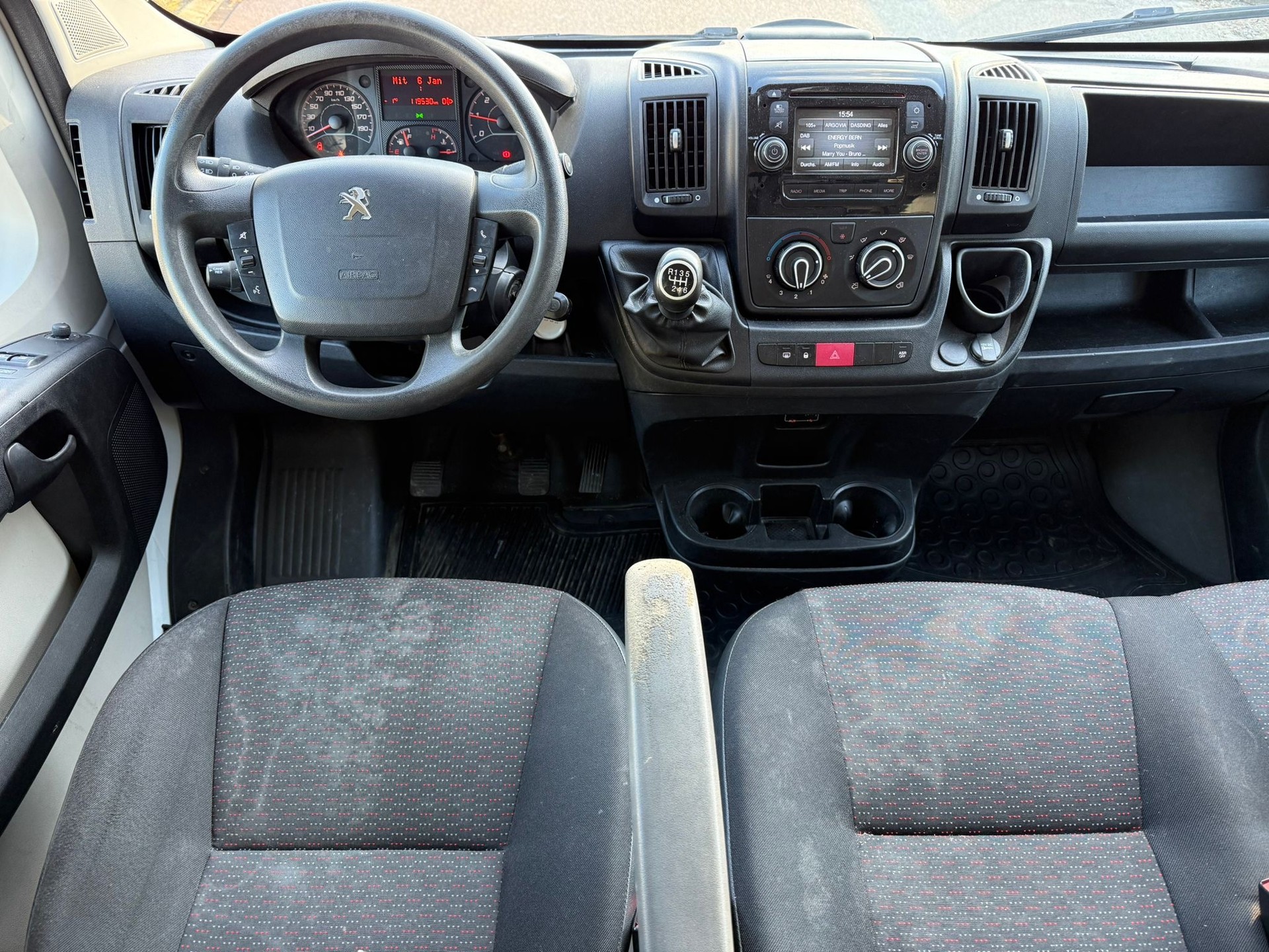 PEUGEOT Boxer 2.0 HDI 335 Active s/s L2H2-image-11