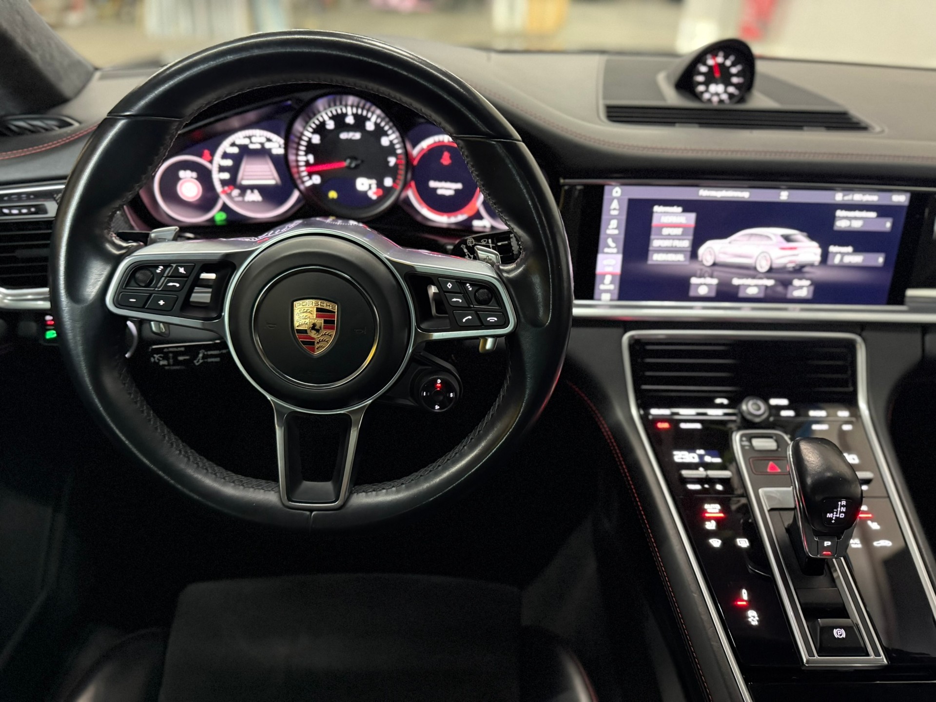 PORSCHE Panamera GTS Sport Turismo PDK-image-10