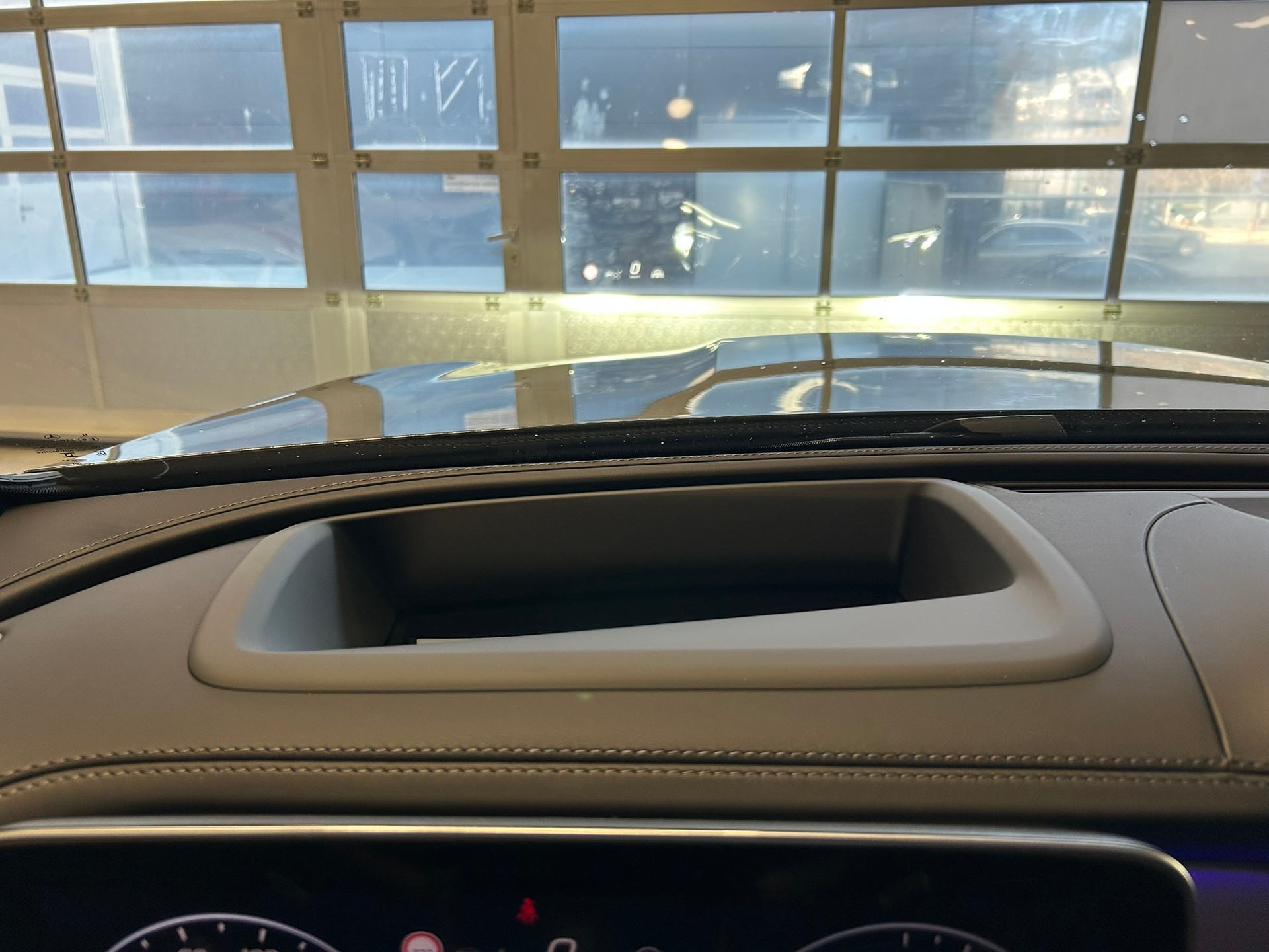 MERCEDES-BENZ GLC 300 de 4Matic EQ Star 9G-Tronic-image-18