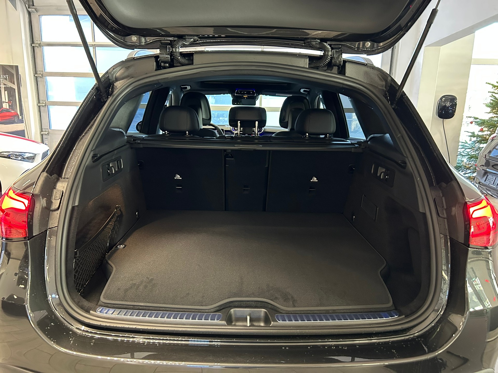 MERCEDES-BENZ GLC 300 de 4Matic EQ Star 9G-Tronic-image-6