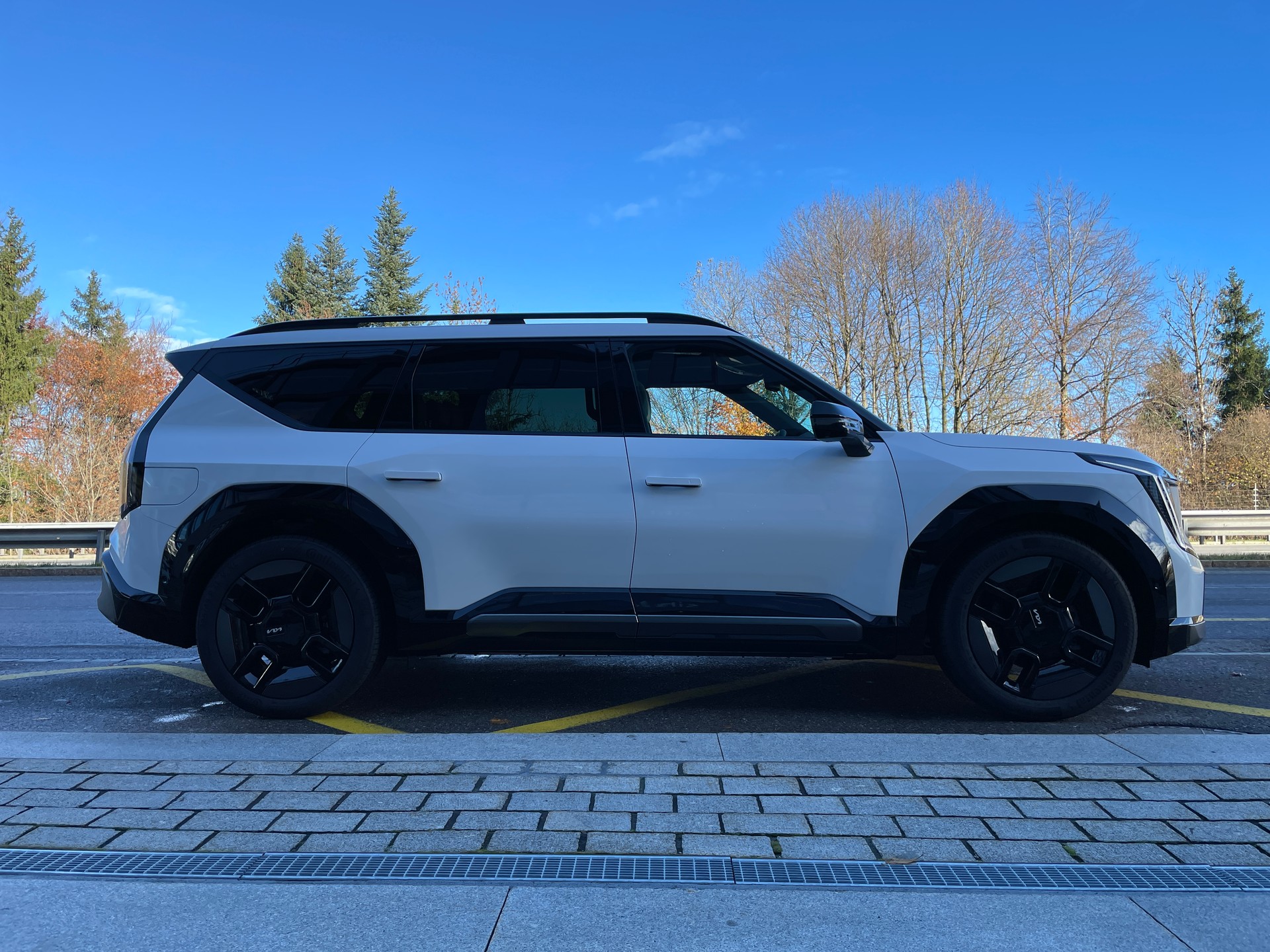 KIA EV9 99,8 kWh GT-Line 4x4 mit Panoramadach-showroom-element-3