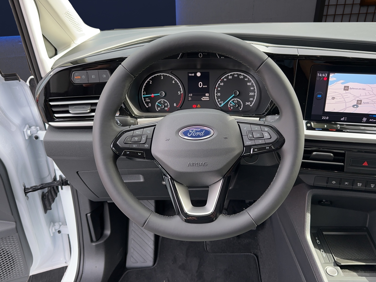 FORD TOURNEO Connect 2.0 EcoBlue 122 PS Titanium AUTOMAT-image-9