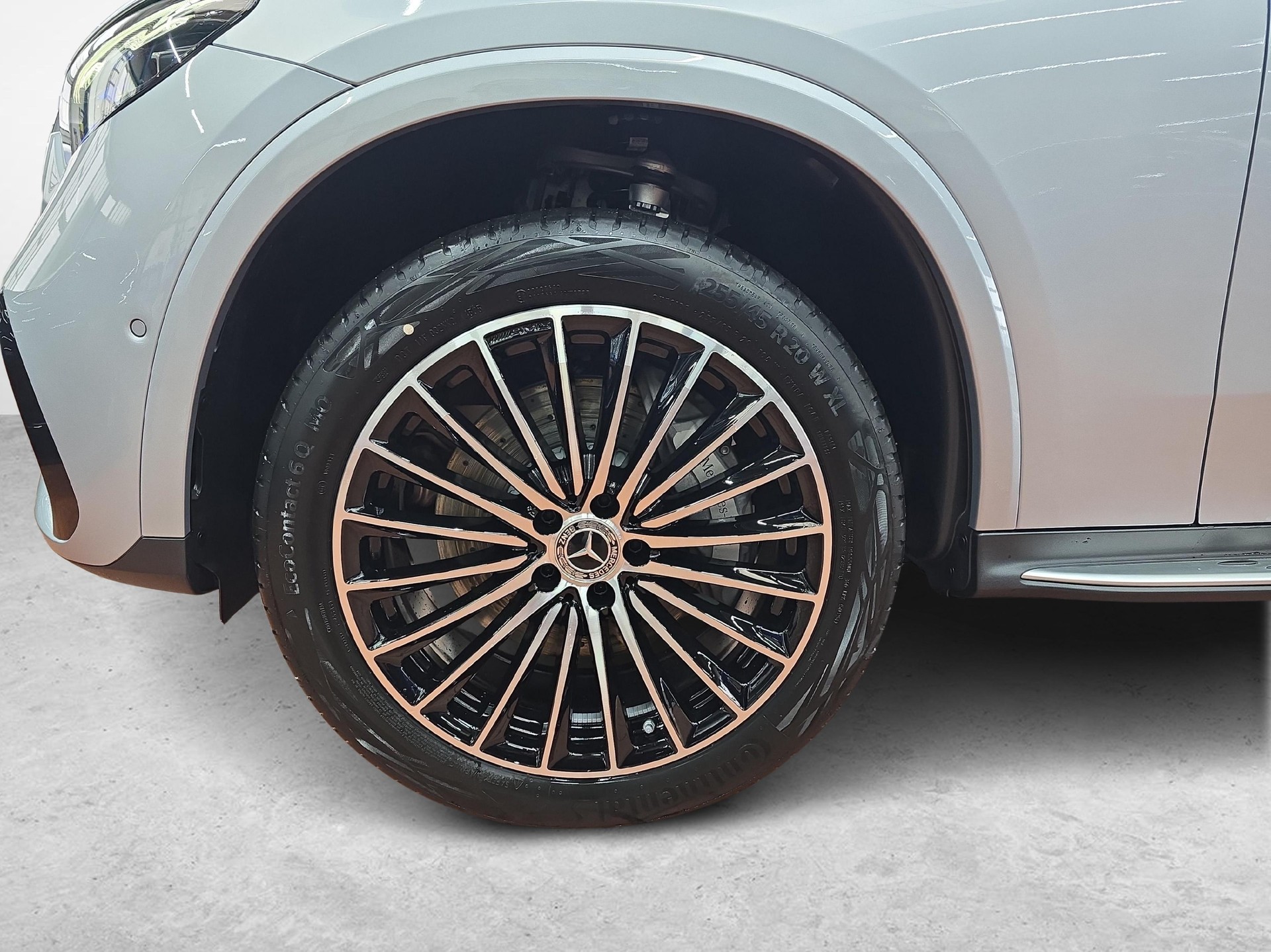 MERCEDES-BENZ GLC 400 e 4MATIC EQ Star AMG Line-image-9