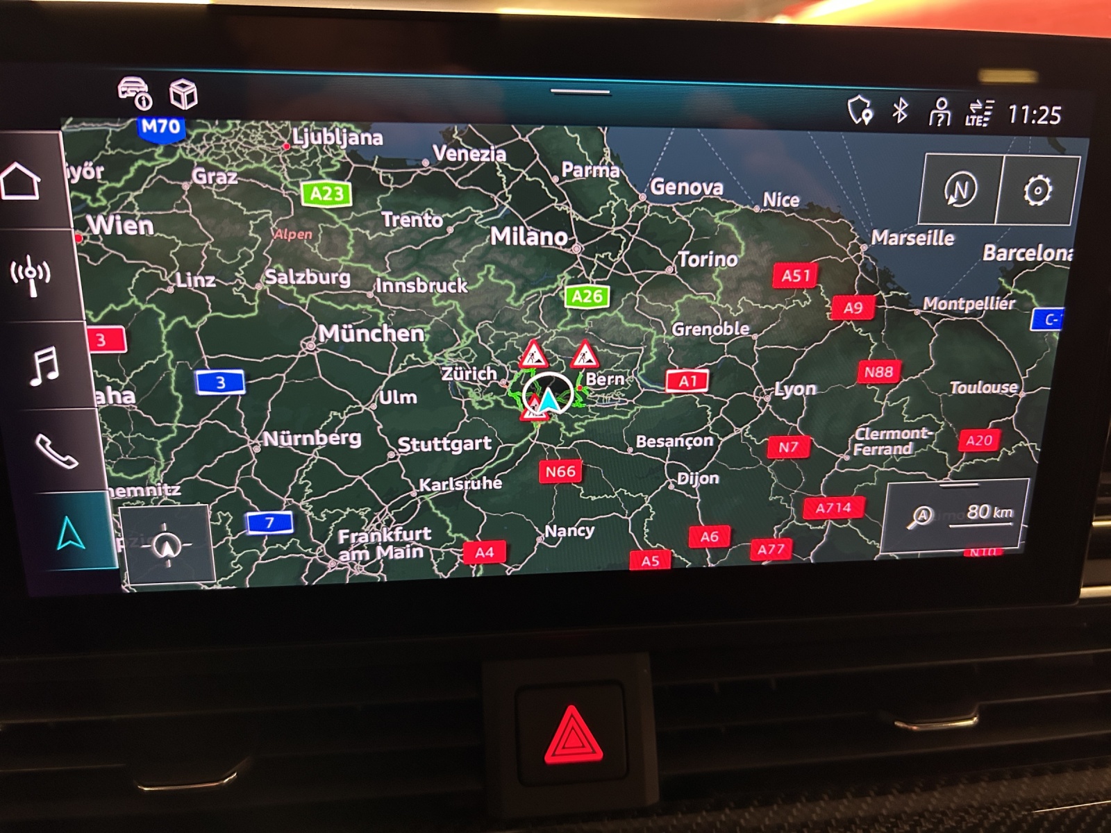 AUDI RS4 Avant quattro tiptronic - AHK - 360 Kamera - Head-up - Panoramadach-image-13