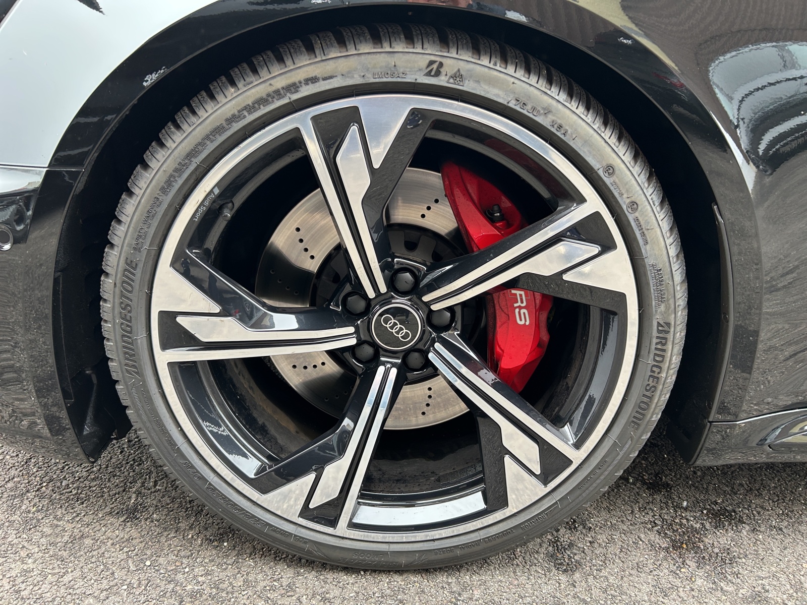 AUDI RS4 Avant quattro tiptronic - AHK - 360 Kamera - Head-up - Panoramadach-image-15