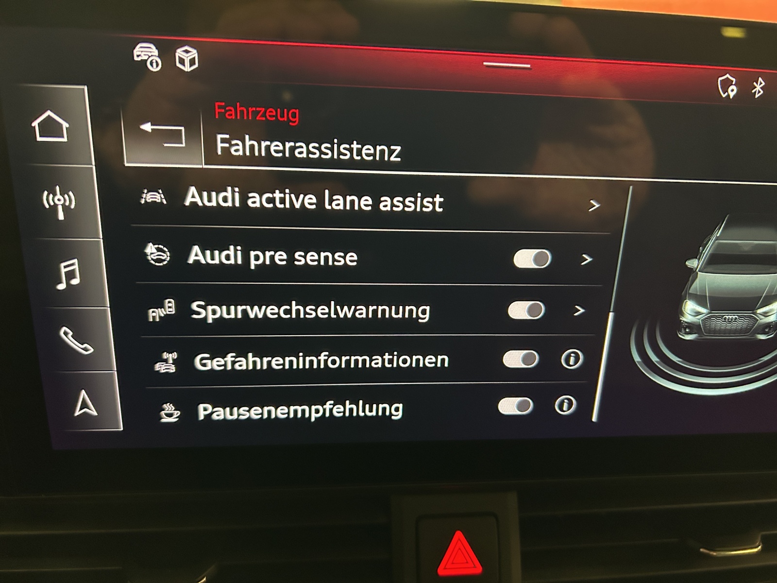 AUDI RS4 Avant quattro tiptronic - AHK - 360 Kamera - Head-up - Panoramadach-image-11