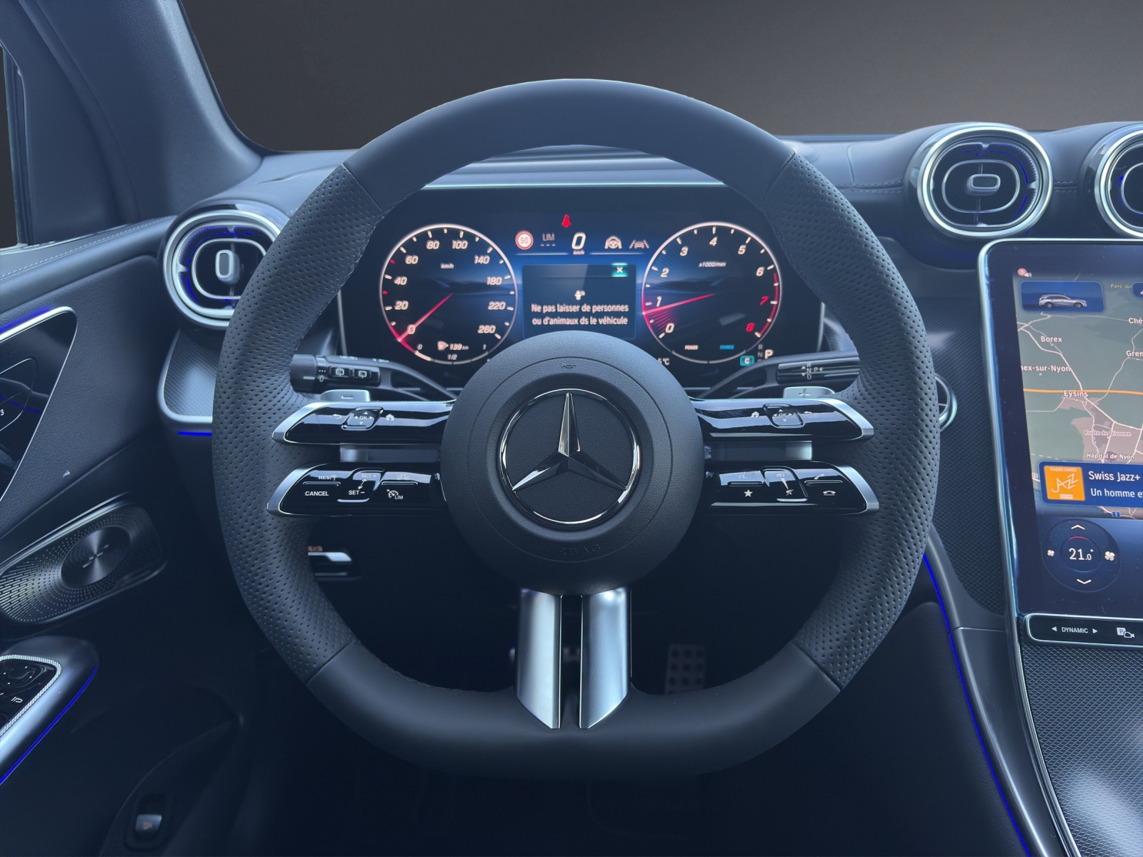 MERCEDES-BENZ GLC 200 4Matic 9G-Tronic-image-15