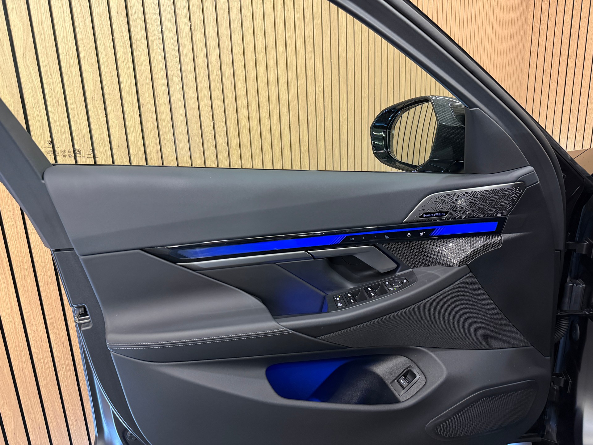 BMW M5 xDrive CH Fahrzeug-image-11