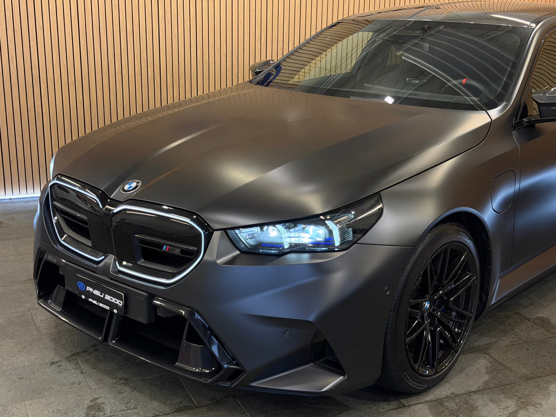 BMW M5 xDrive CH Fahrzeug-image-2