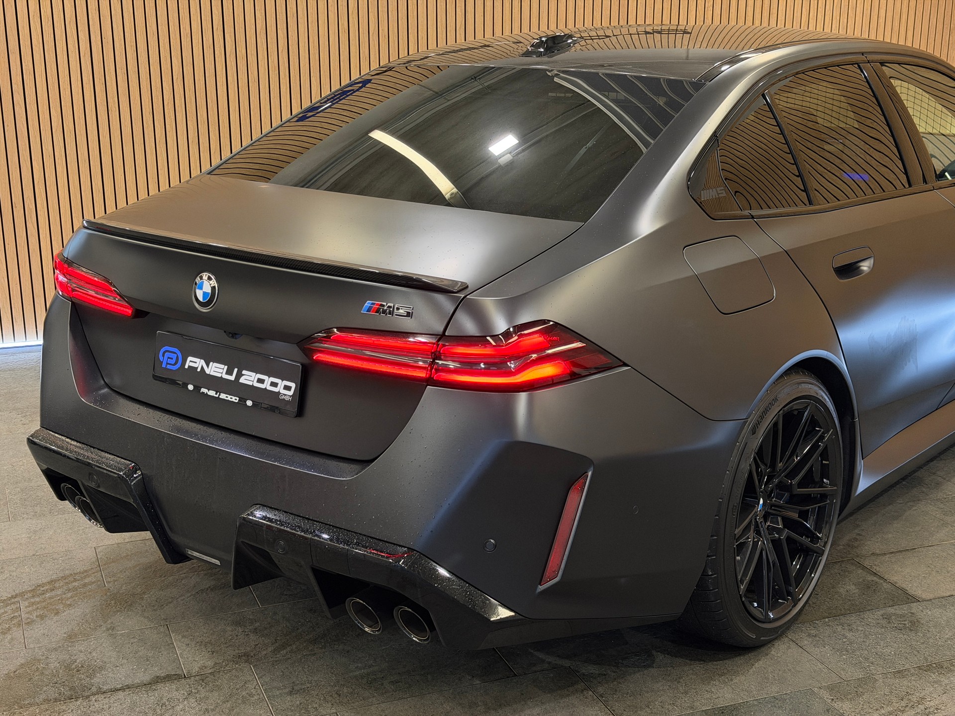 BMW M5 xDrive CH Fahrzeug-image-6