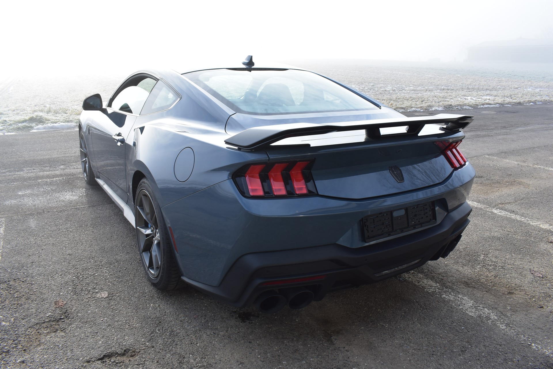 FORD Mustang Fastback 5.0 V8 Dark Horse Automat-image-7