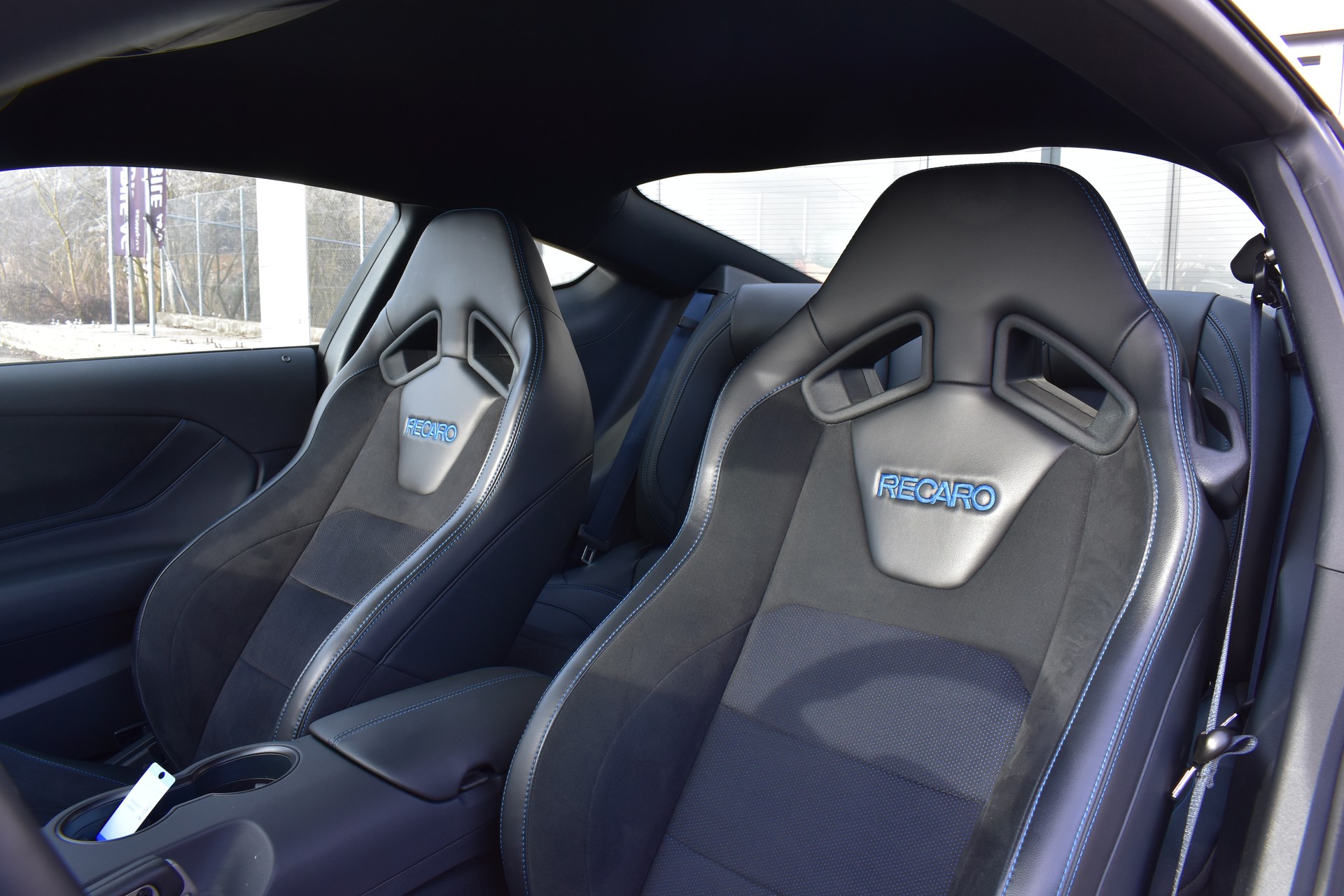FORD Mustang Fastback 5.0 V8 Dark Horse Automat-image-11