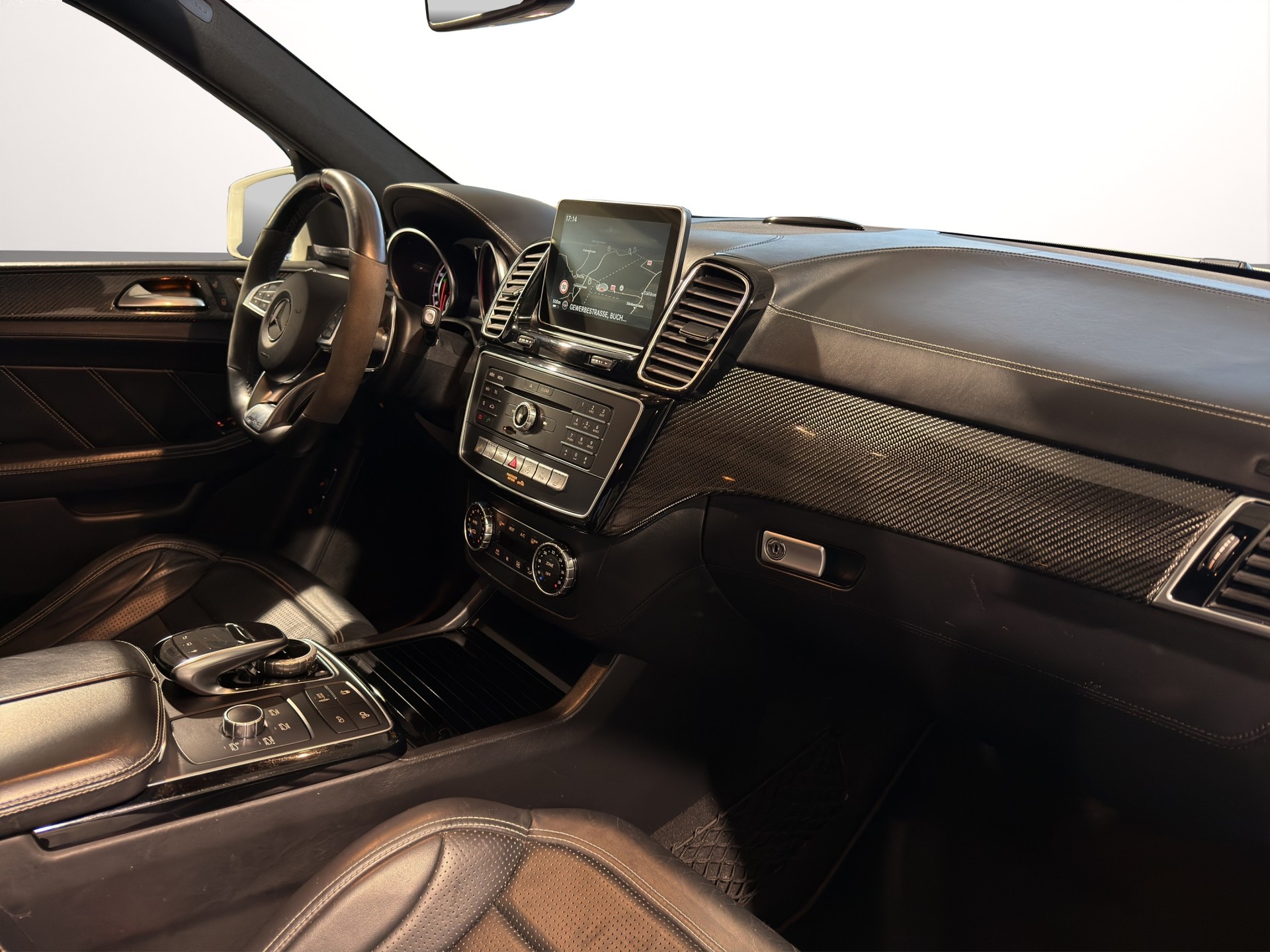MERCEDES-BENZ GLE 63 S AMG 4Matic Speedshift Plus 7G-Tronic-image-13