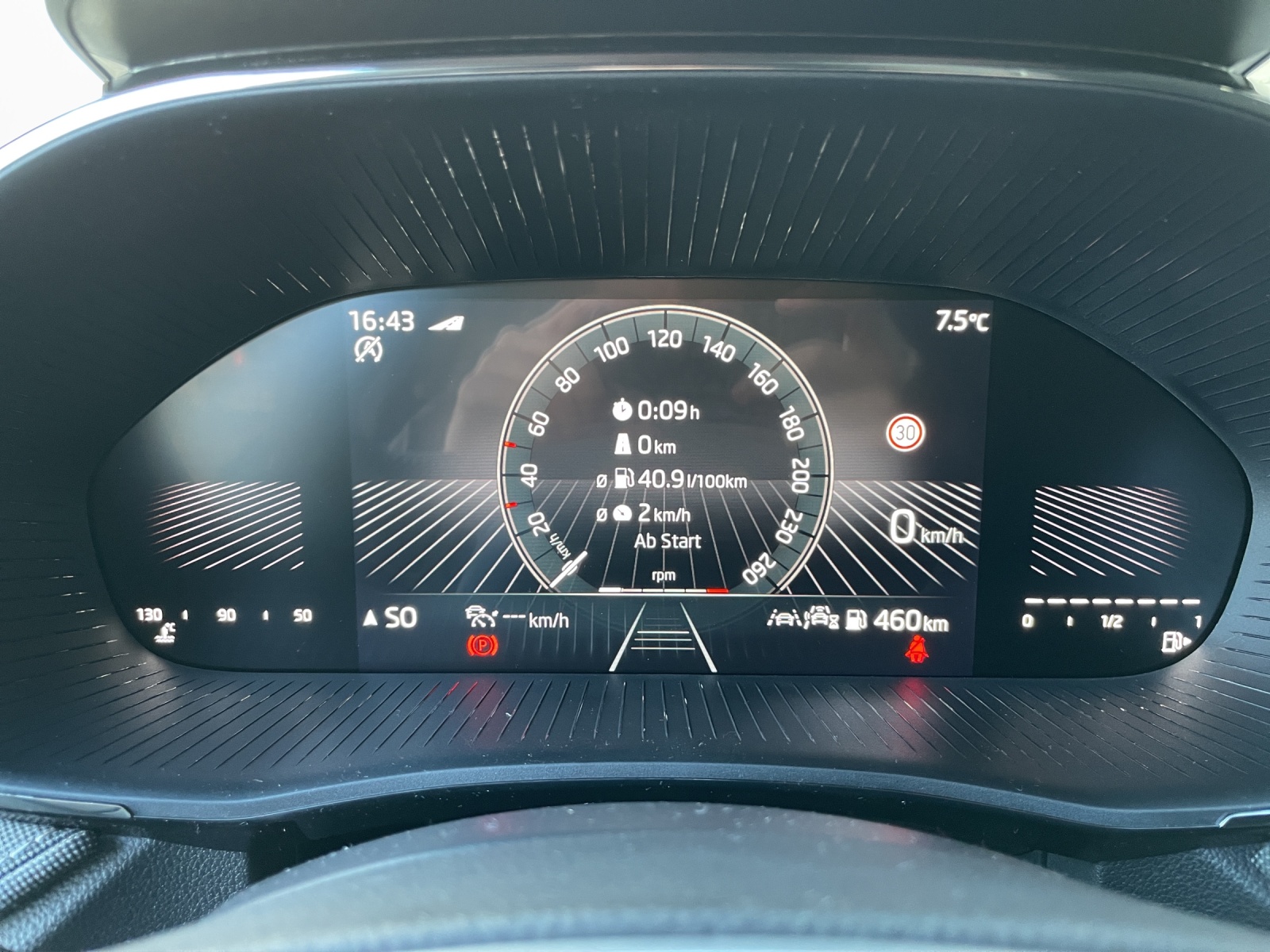 SKODA Fabia 1.0 TSI Selection-image-8