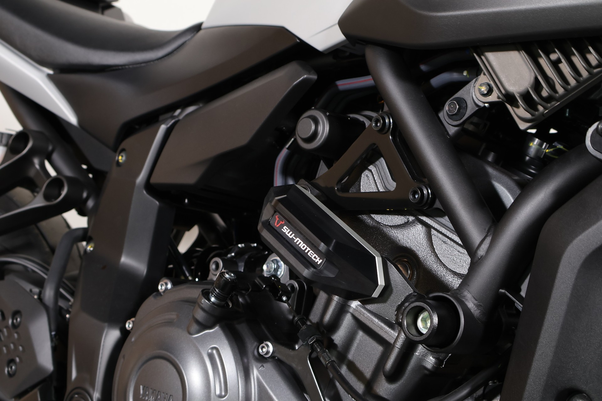 YAMAHA MT-07-image-8