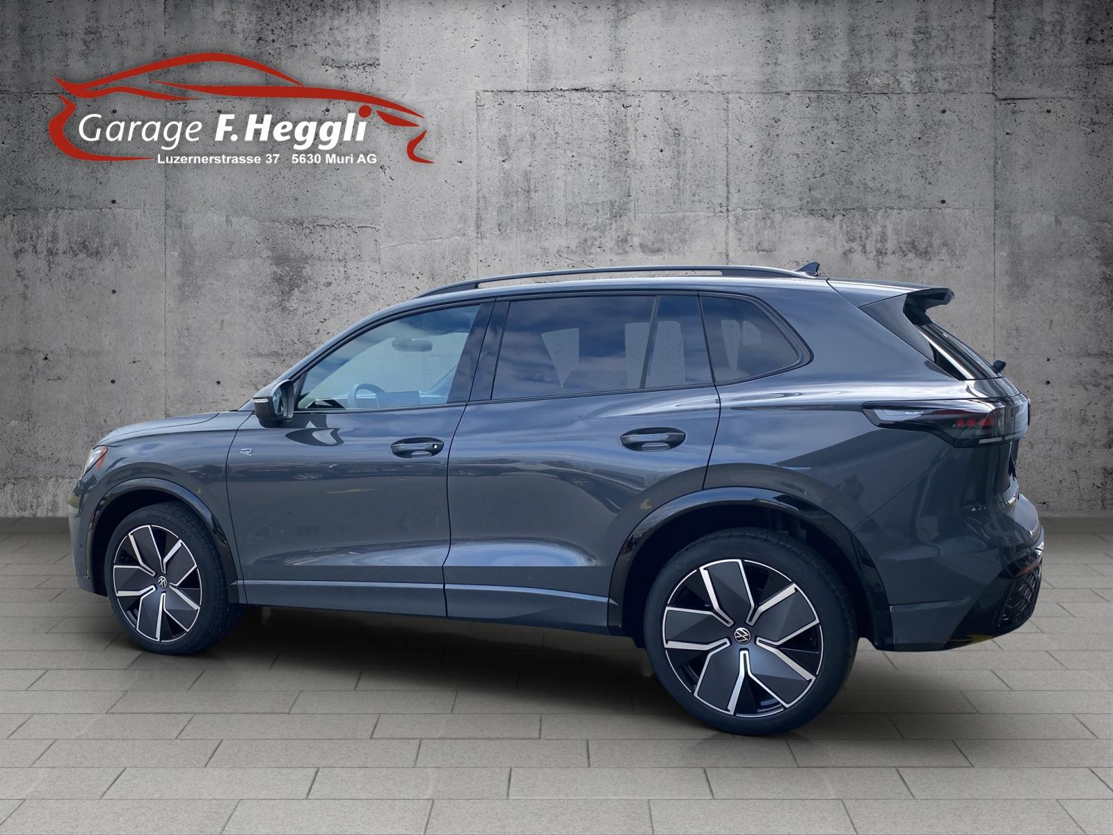 VW Tiguan 2.0 TSI R-Line DSG 4motion-image-3