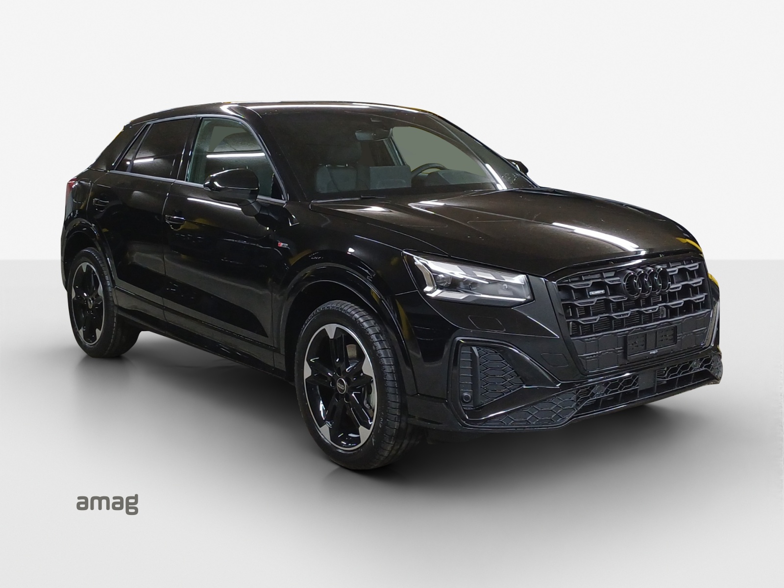 AUDI Q2 40 TFSI S line quattro S-tronic-image-5
