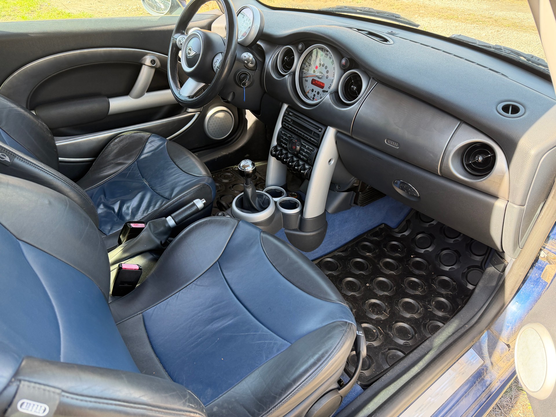 MINI Mini Cooper S-image-6