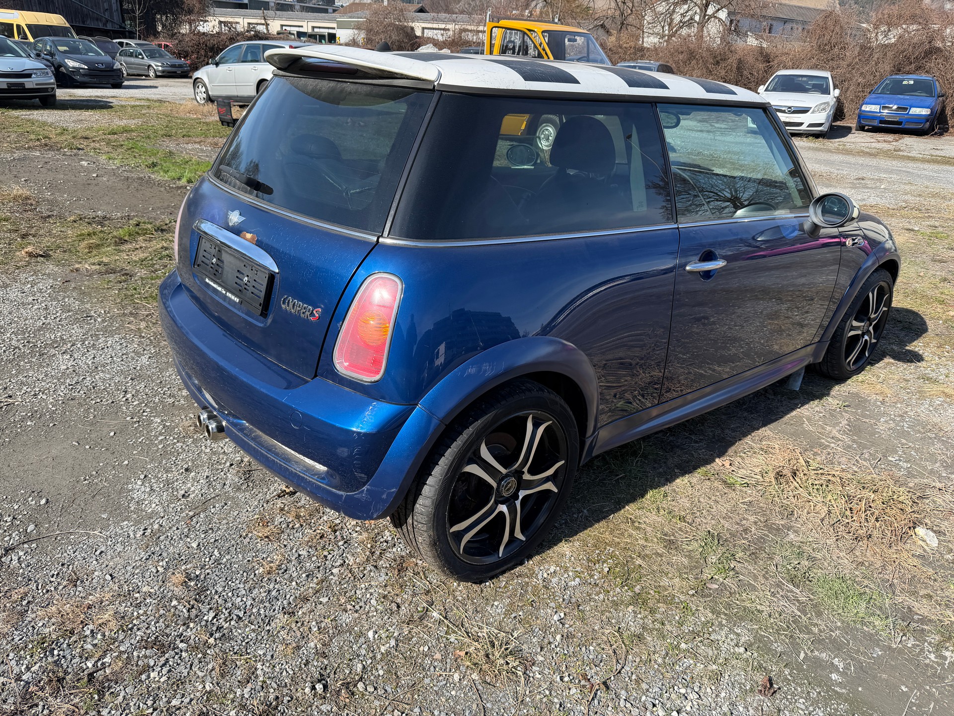 MINI Mini Cooper S-image-2