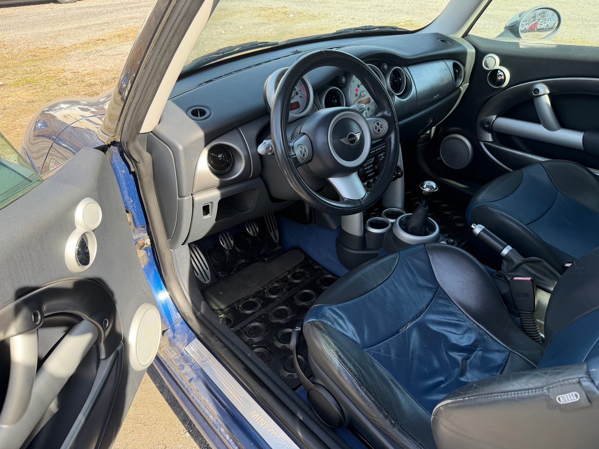 MINI Mini Cooper S-image-9