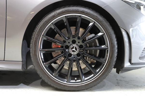 MERCEDES-BENZ CLA SB 250 AMG Line 4M 7G-image-12