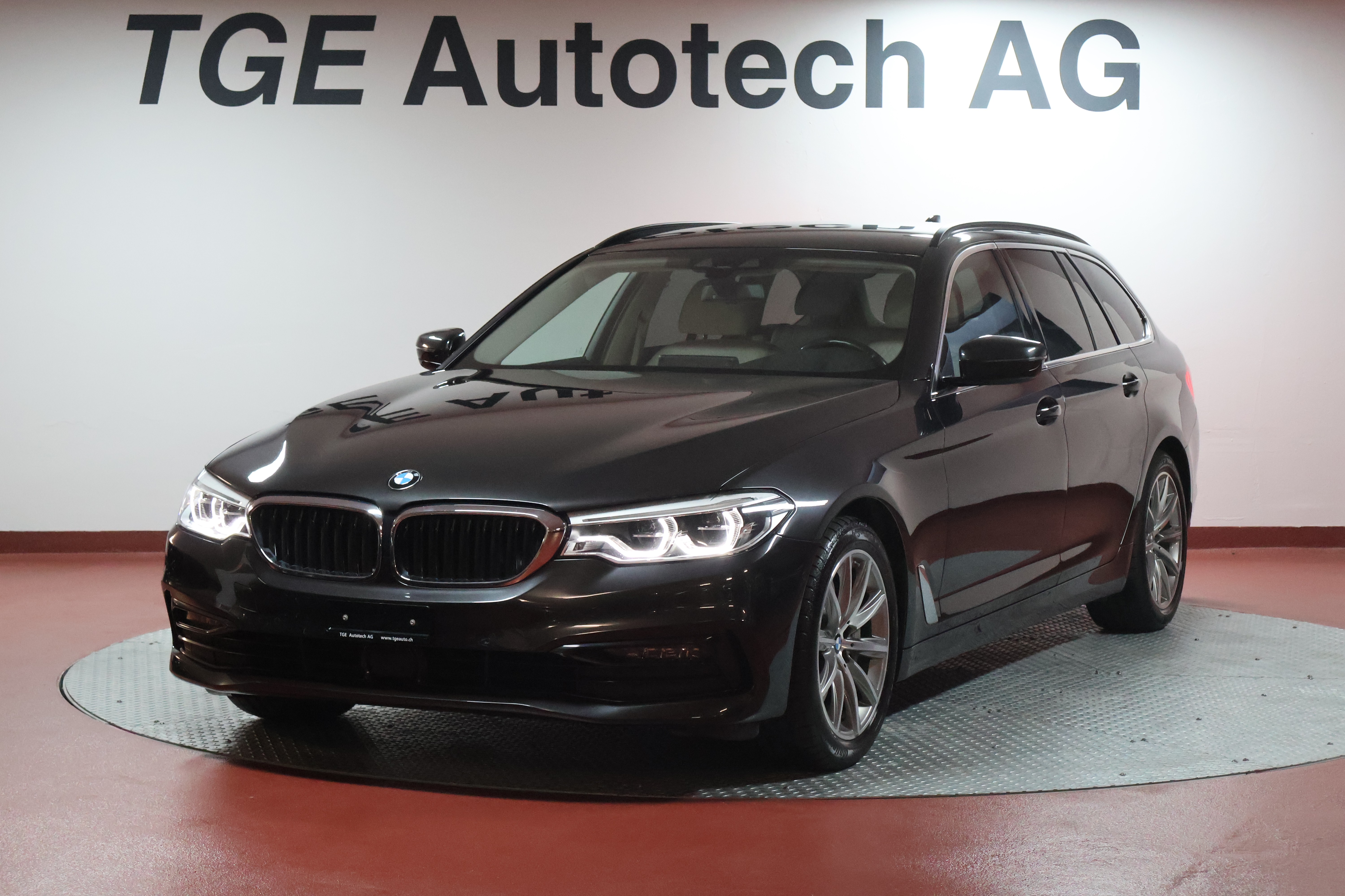 BMW 530d xDrive Sport Line — slika 6