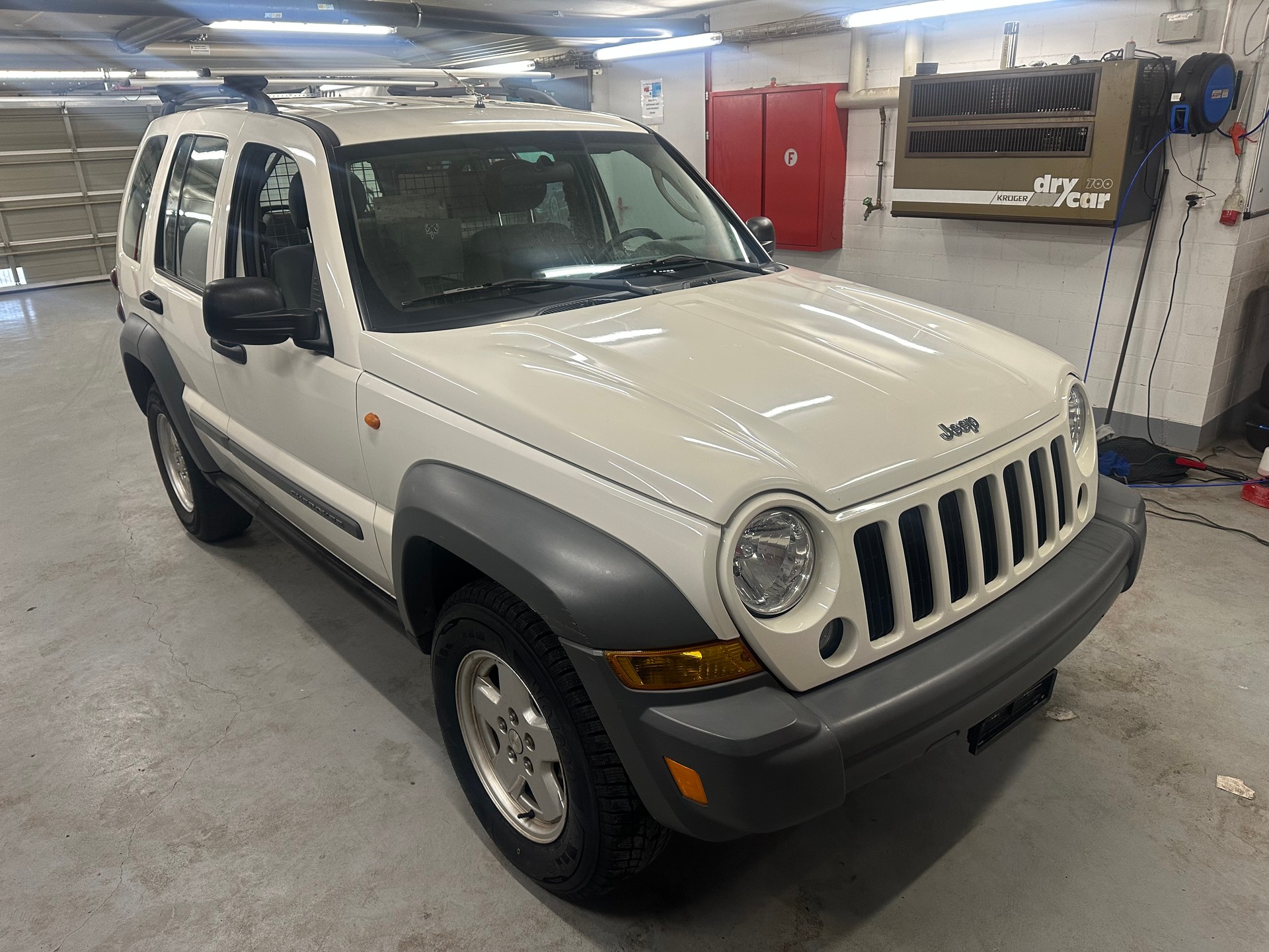 JEEP Cherokee 3.7 V6 Limited-image-3