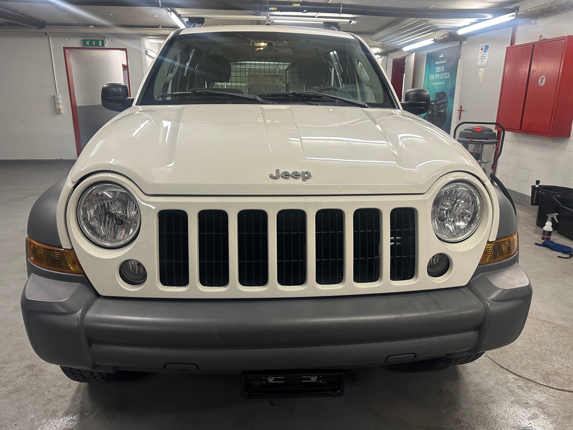 JEEP Cherokee 3.7 V6 Limited-image-0