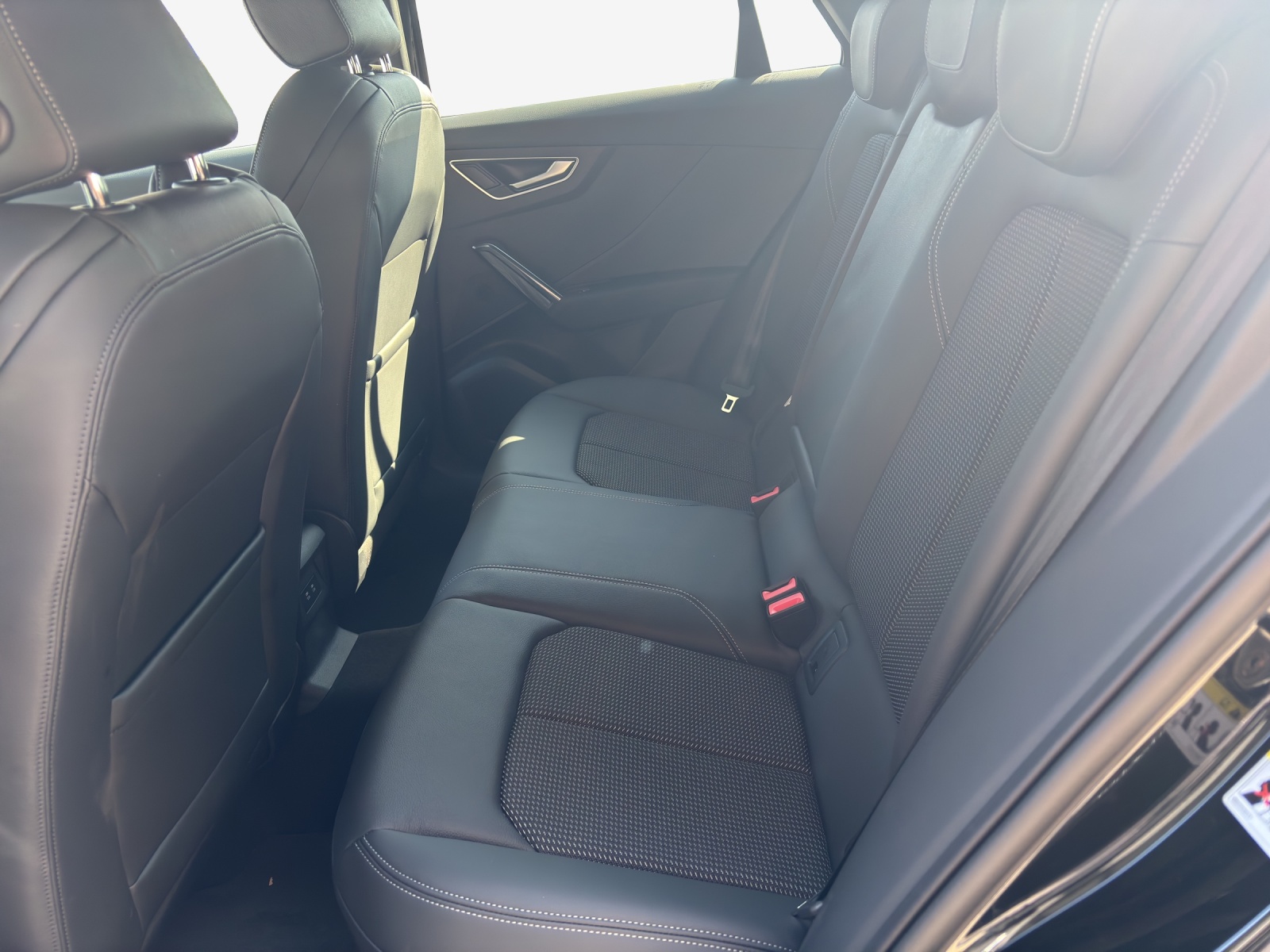 AUDI Q2 35 TFSI advanced S-tronic-image-11