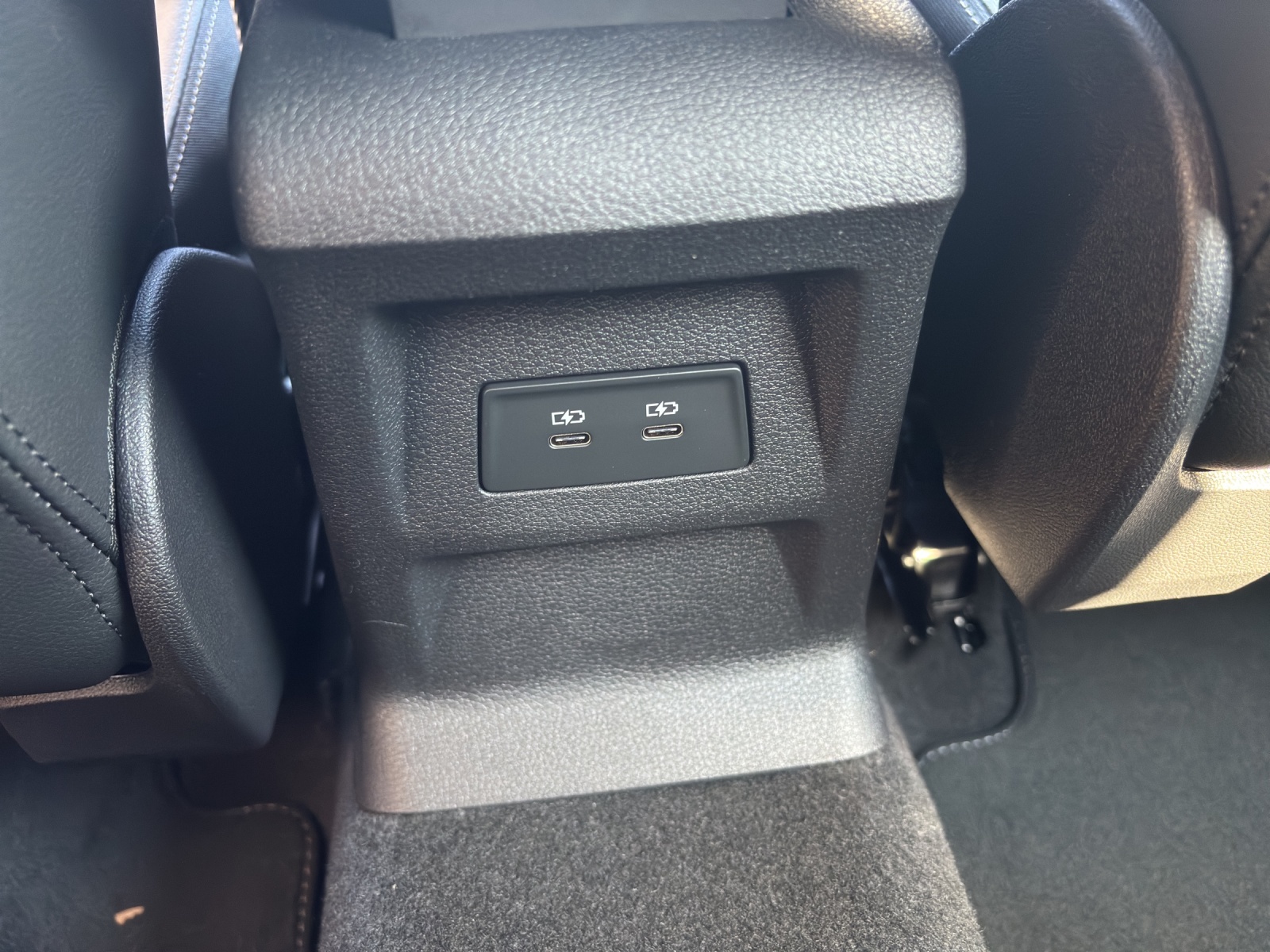AUDI Q2 35 TFSI advanced S-tronic-image-15