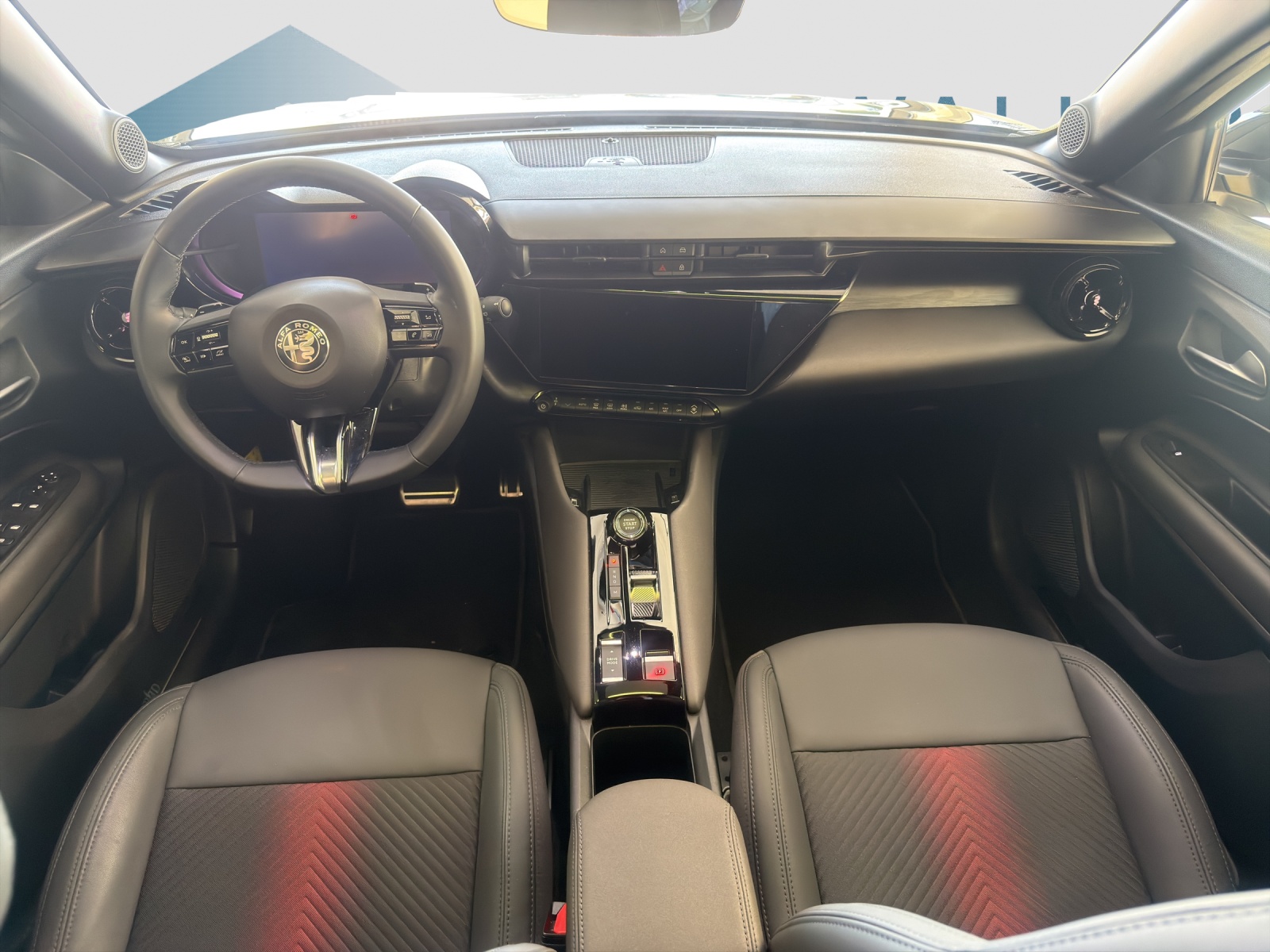 ALFA ROMEO JUNIOR 1.2 Ibrida Speciale-image-9
