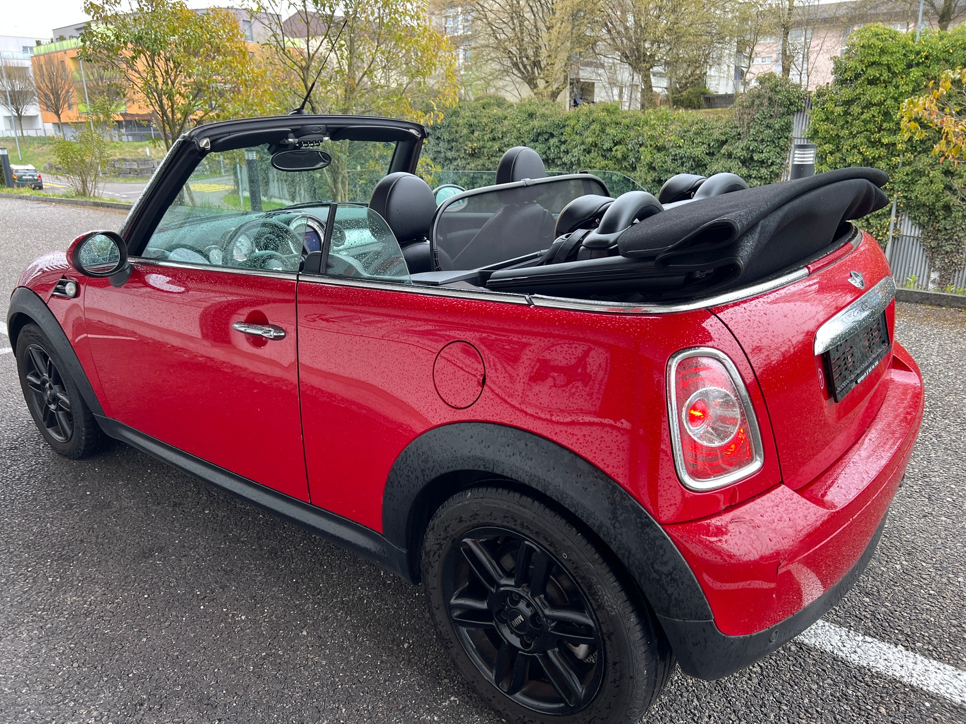 MINI CABRIO-image-2