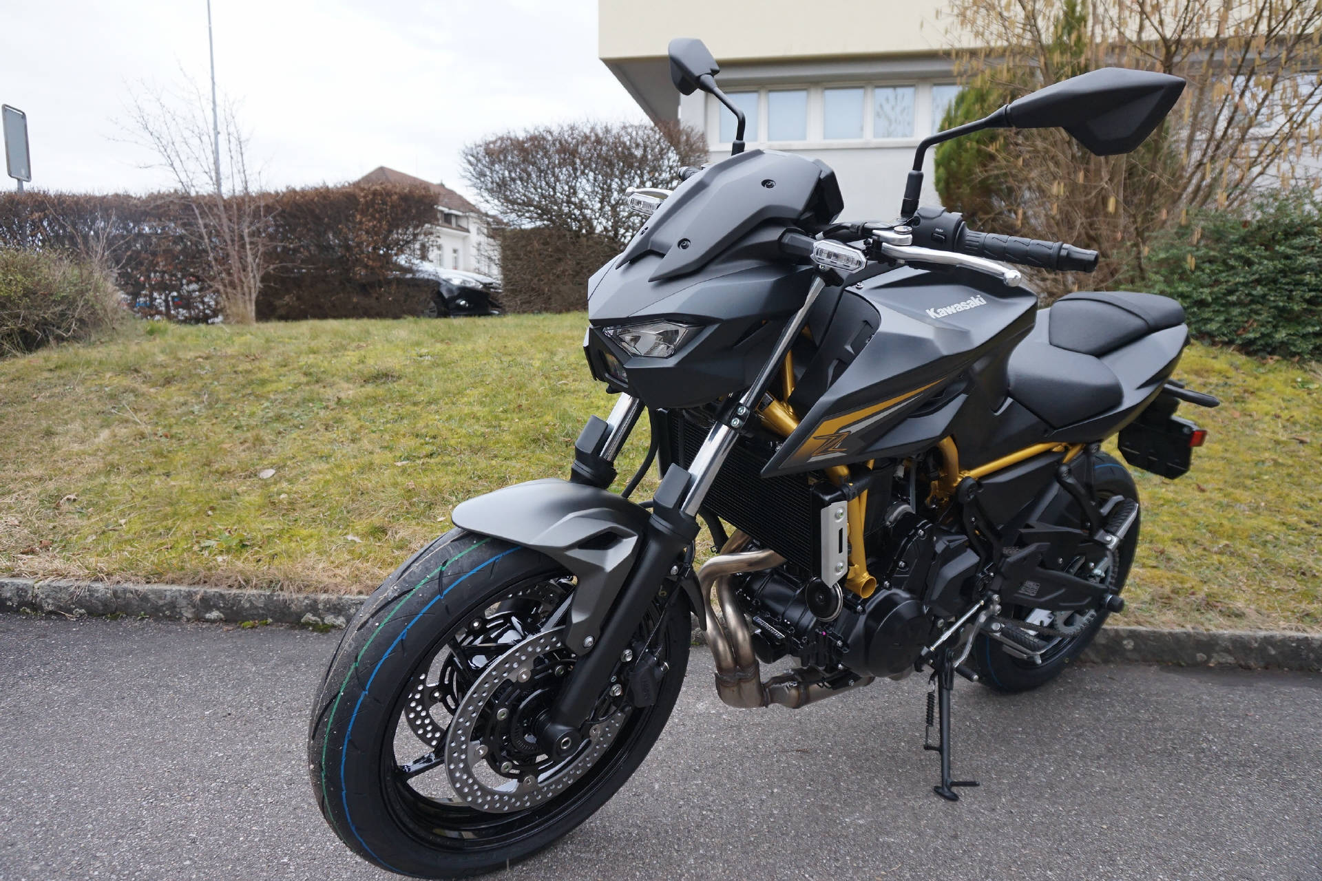 KAWASAKI Z650 S ABS (35kW/50kW) MY26-showroom-element-1
