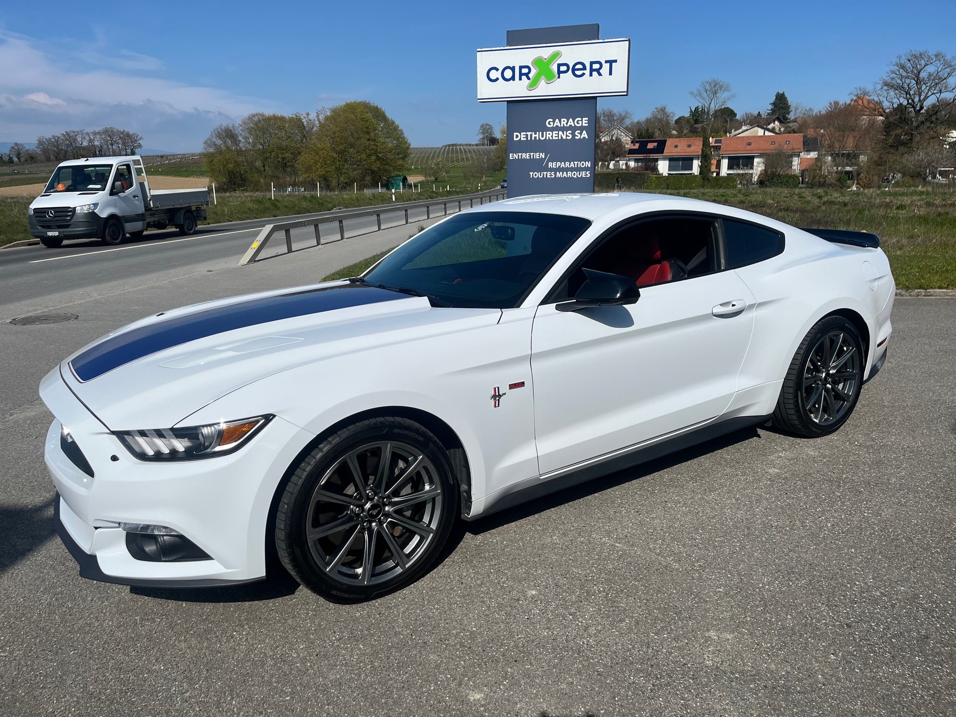 FORD Mustang Fastback 5.0 V8 GT-image-1