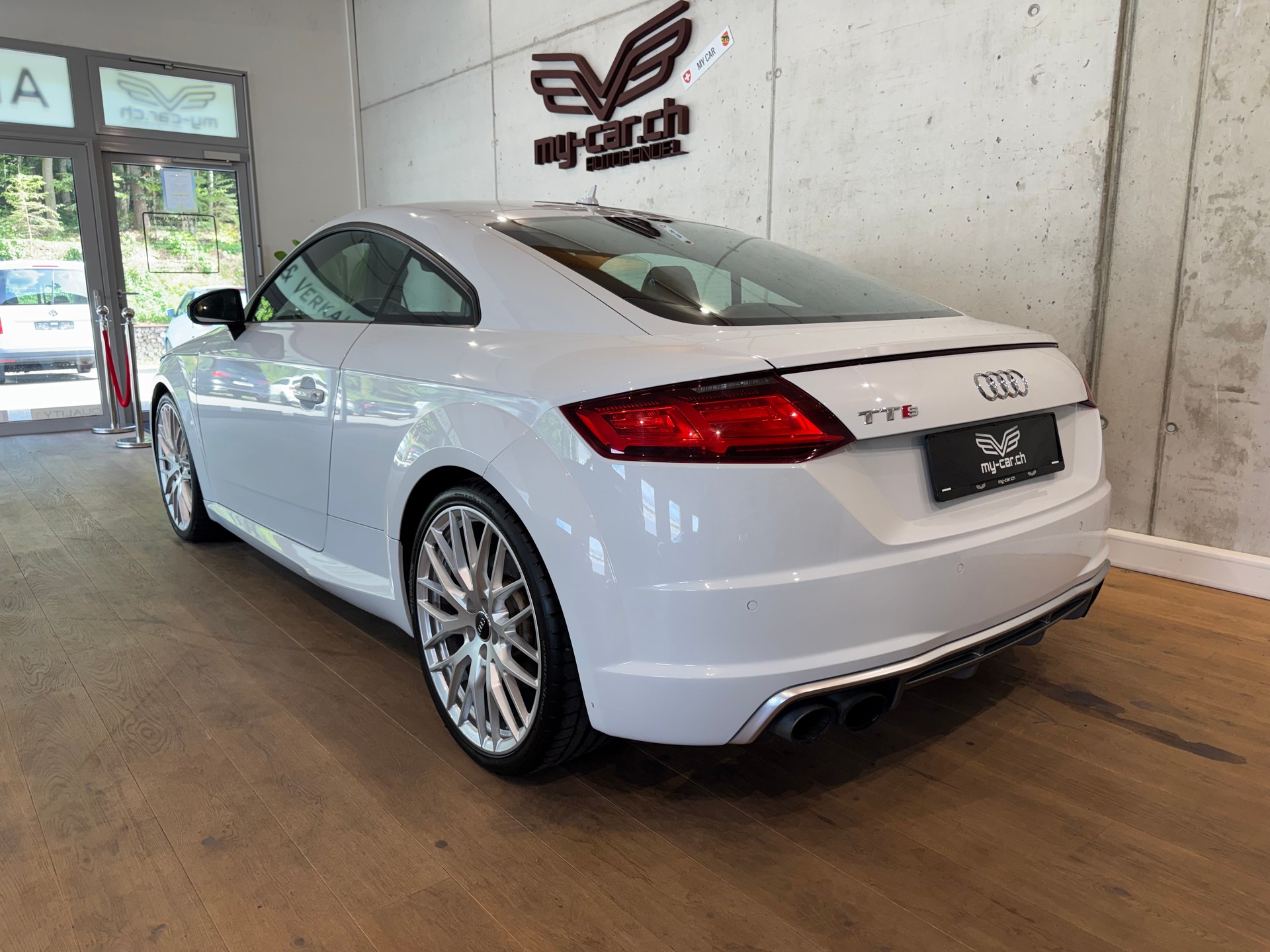 AUDI TTS Coupé 2.0 TFSI quattro S-tronic || MATRIX || B&O || SPURHALTEASSISTENT || 20 ZOLL-image-7